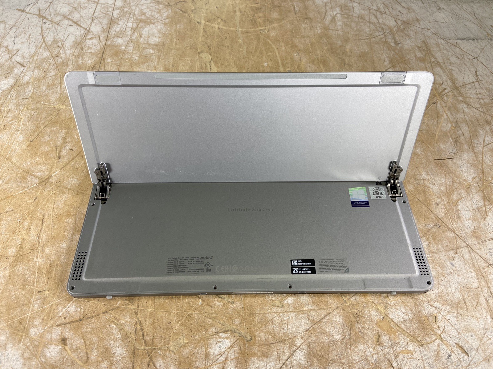 DELL LATITUDE 7210 2-IN-1 i5-10310U @ 1.70GHz, 8GB RAM, NO HDD/OS