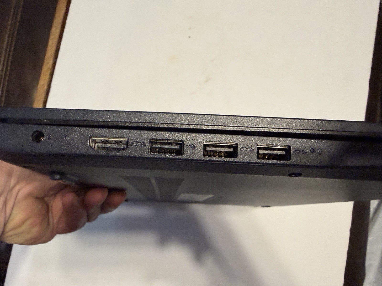 Lenovo 14 Inch Laptop Not Working And No Charger