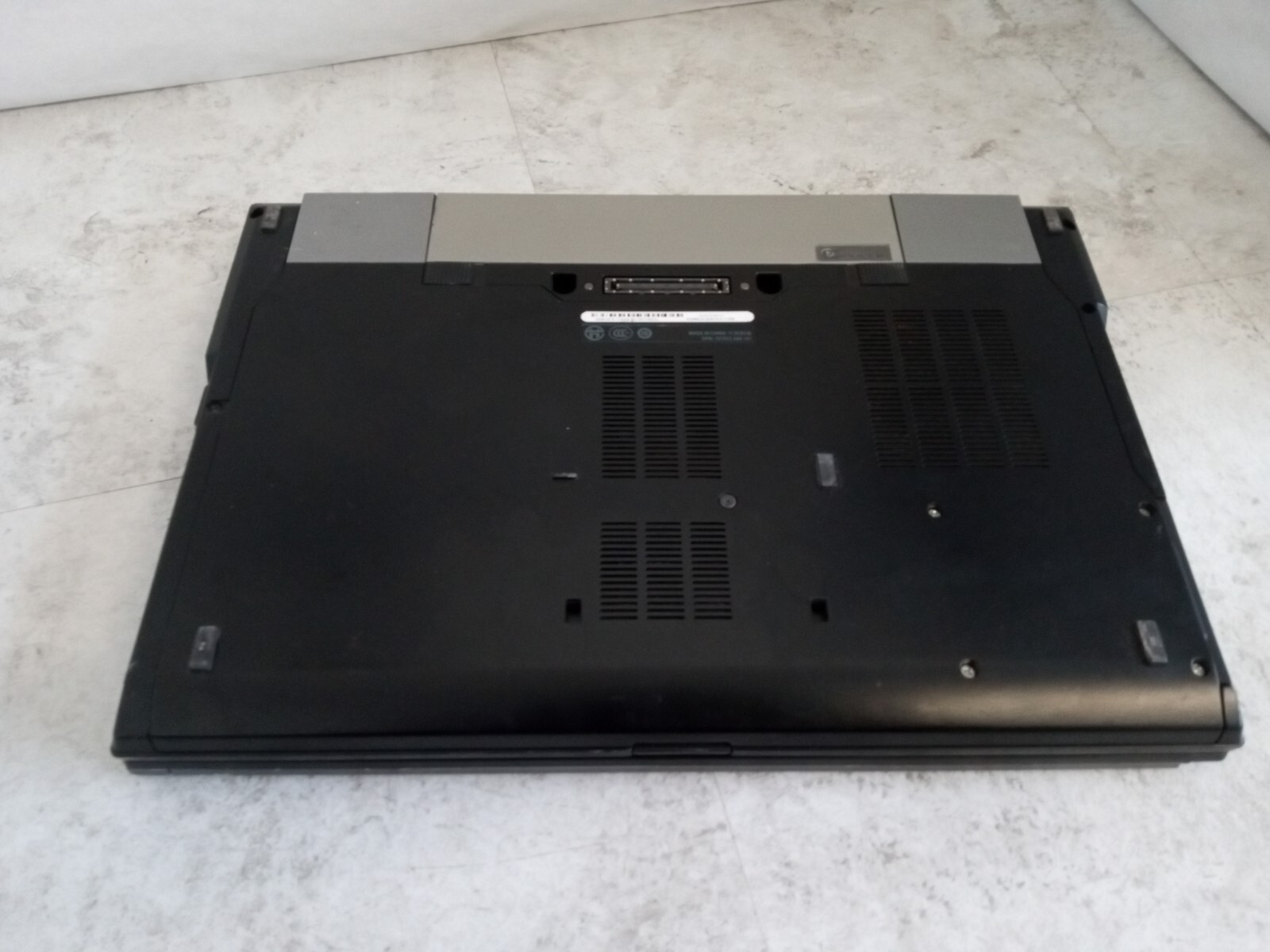 Dell Precision M4500 15″ Laptop Intel i7-820Q 8GB 128GB W10 FX880M * READ * -RR