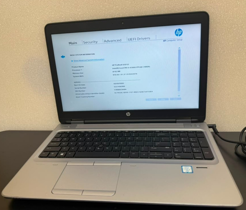 HP ProBook 650 G2 15.6″ i5-6300U 8GB RAM 0 SSD White Spot LCD Poor Battery Used