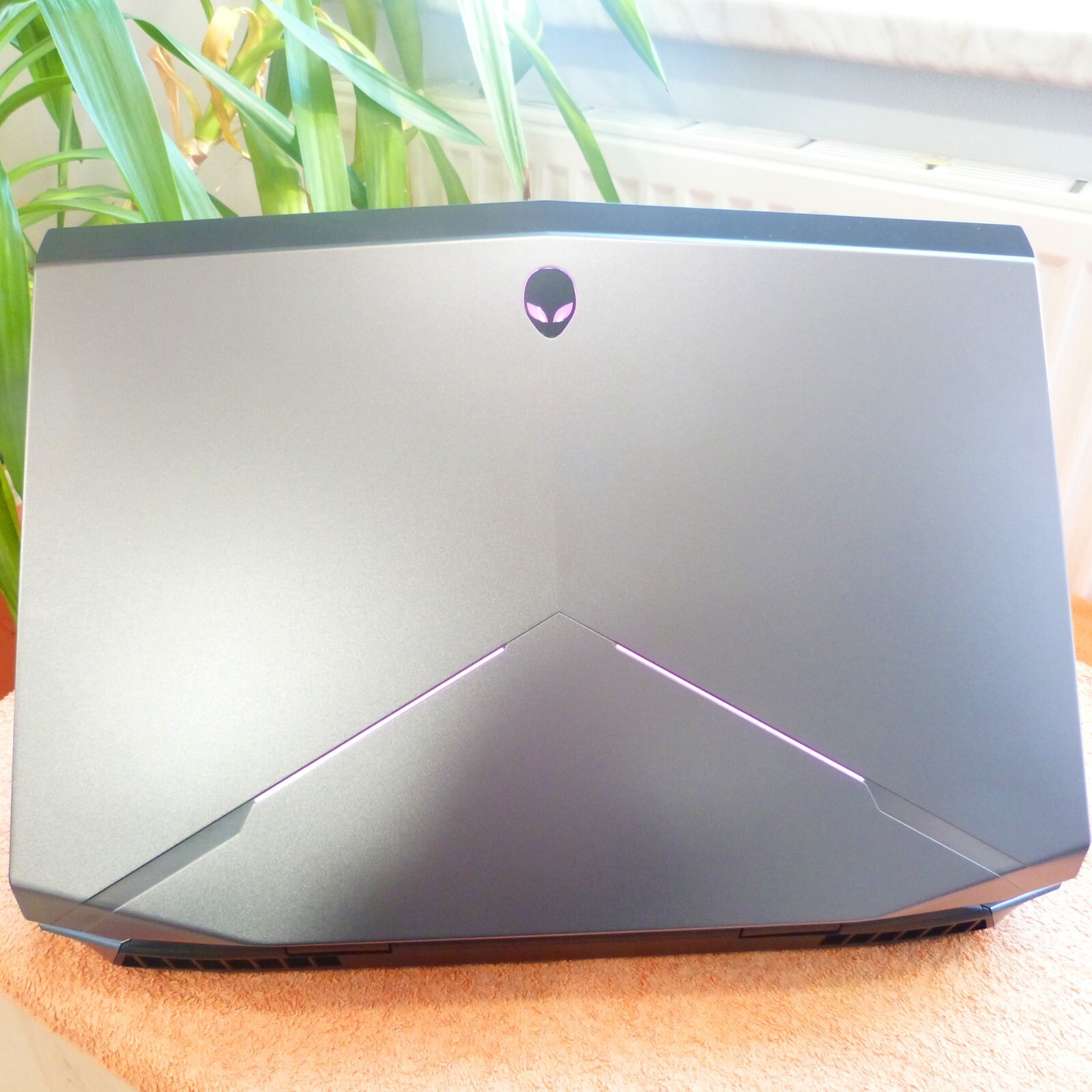 Alienware 17 R1 HIGH END 17 inch FULLHD l 32GB RAM NEW l 2TB SSD i7 Windows 11