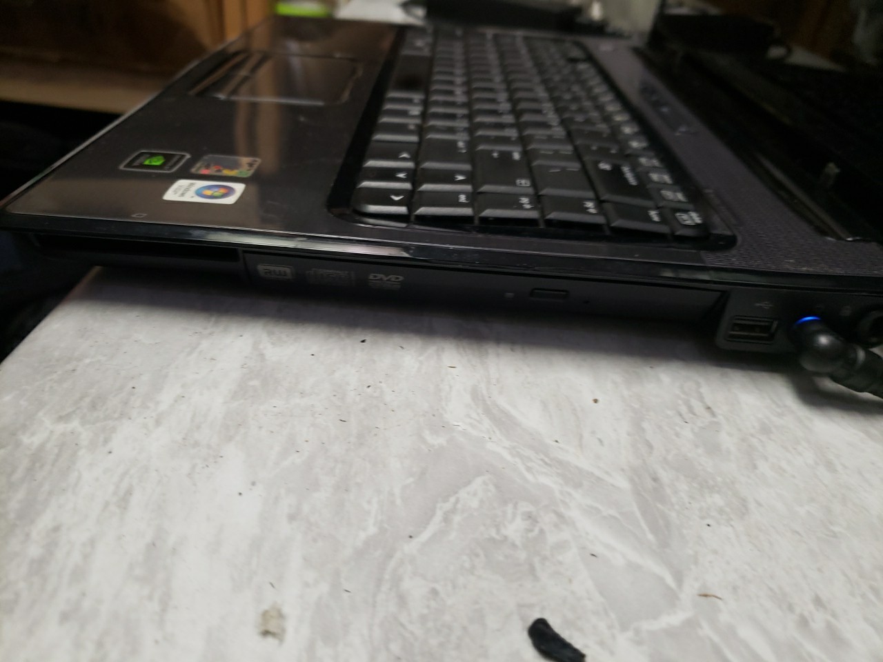 USED Compaq Presario V6000 Laptop FOR PARTS OR REPAIR READ AD FREE SHIPPING
