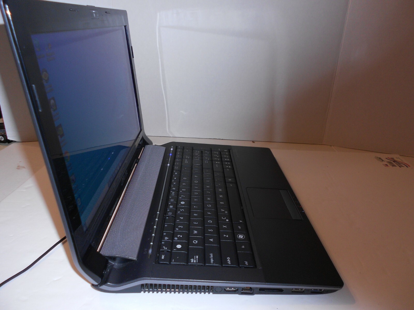 ASUS N53SV-XE1 15.6″ CORE i7-2630QM@2.00GHz 8GB 640 HDD RAM WINDOWS 10