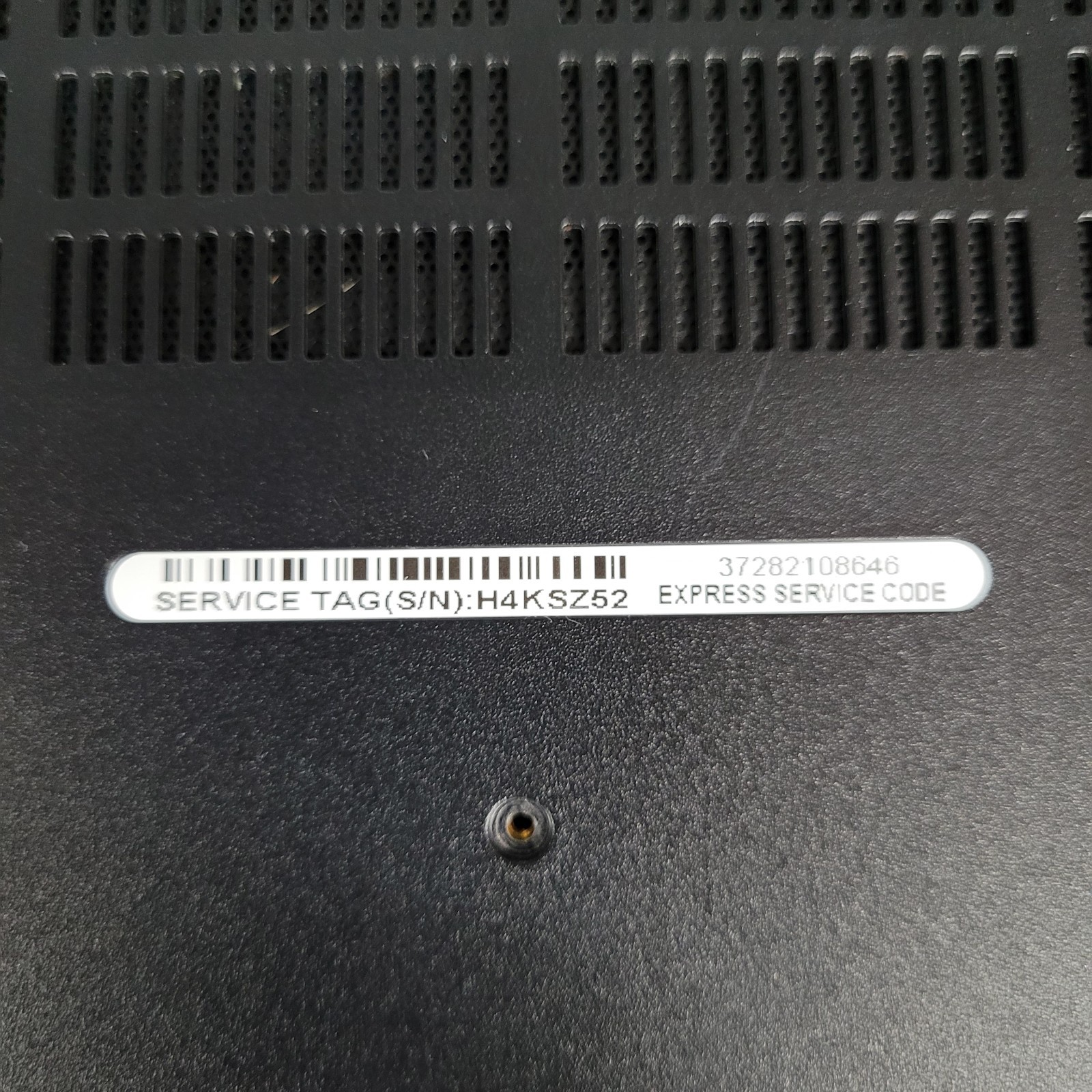 Dell Latitude E5450/Intel i5-5300U /4 GB RAM /256 GB HHD /Windows 11 + Chrger