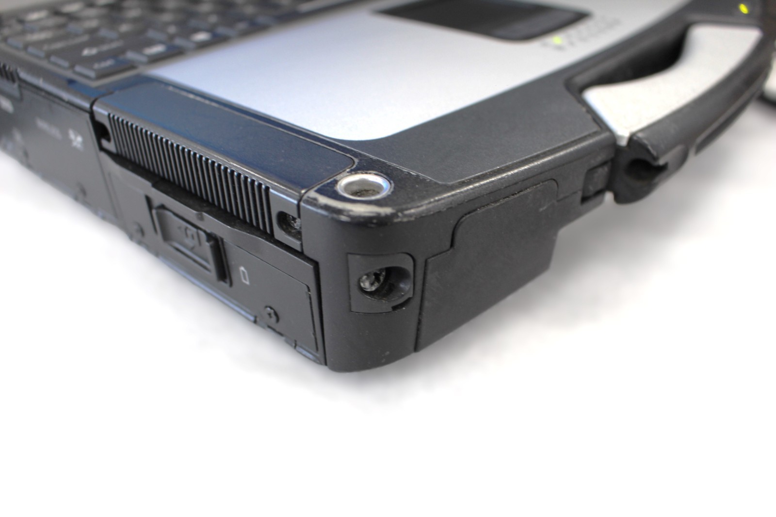 Panasonic Toughbook CF-31 MK4 Touchscreen i5-3380M 2.7GHz 128GB, 8GB, Win 10 pro