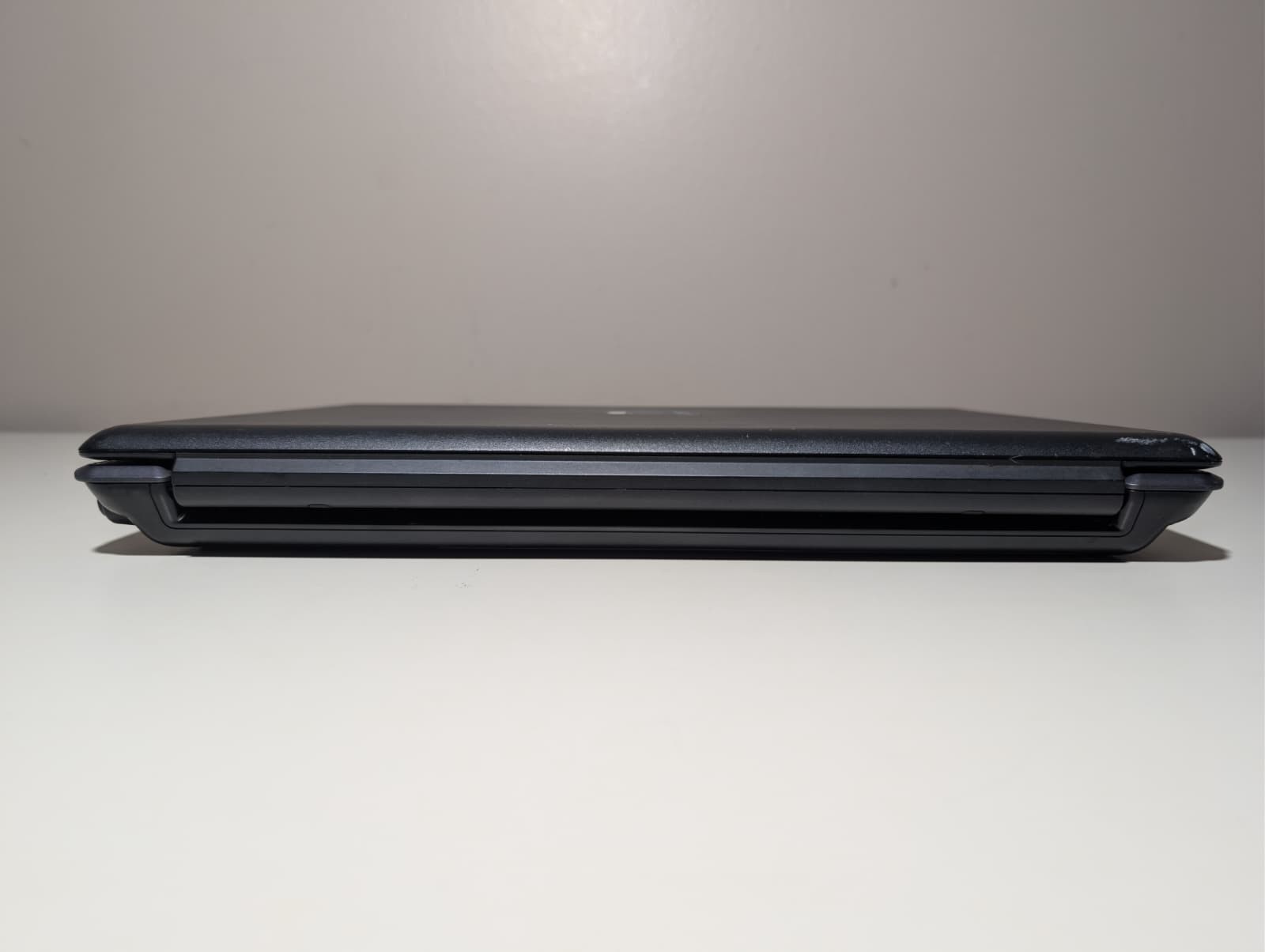 15″ Compaq Presario C700 | Pentium T2310 1GB RAM 120GB HD | Win XP 32-Bit | DVD