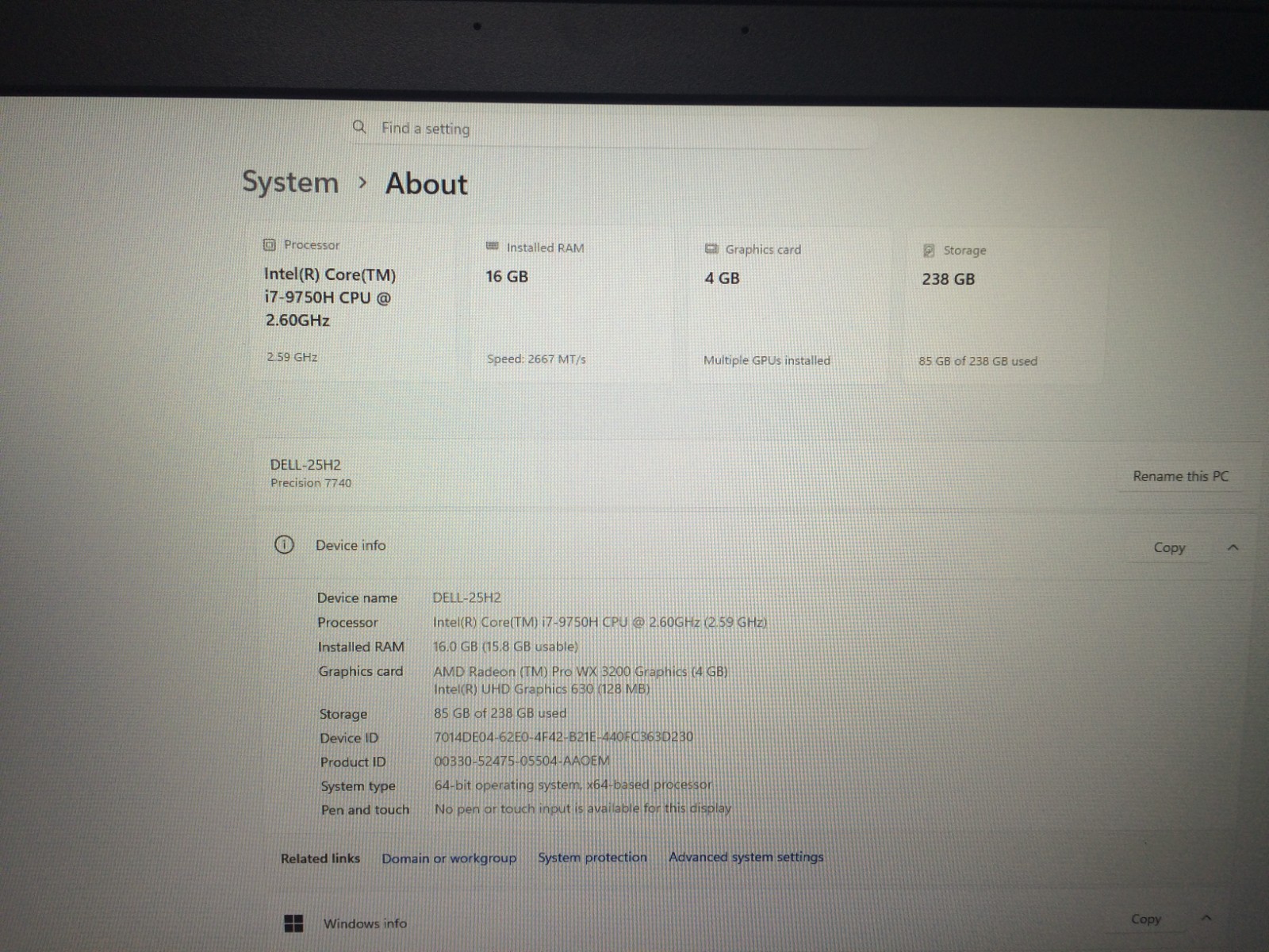 DELL Precision 7740 17.3″ i7-9750H 2.60 GHz 16 GB 256 NVME Excellent Battery