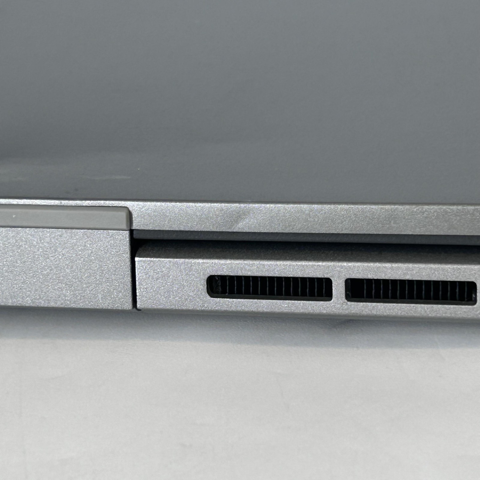Dell Latitude 7450 14 Gray QHD+ TOUCH 3.8 GHz Ultra 7 165H 32GB 256GB SSD Fair