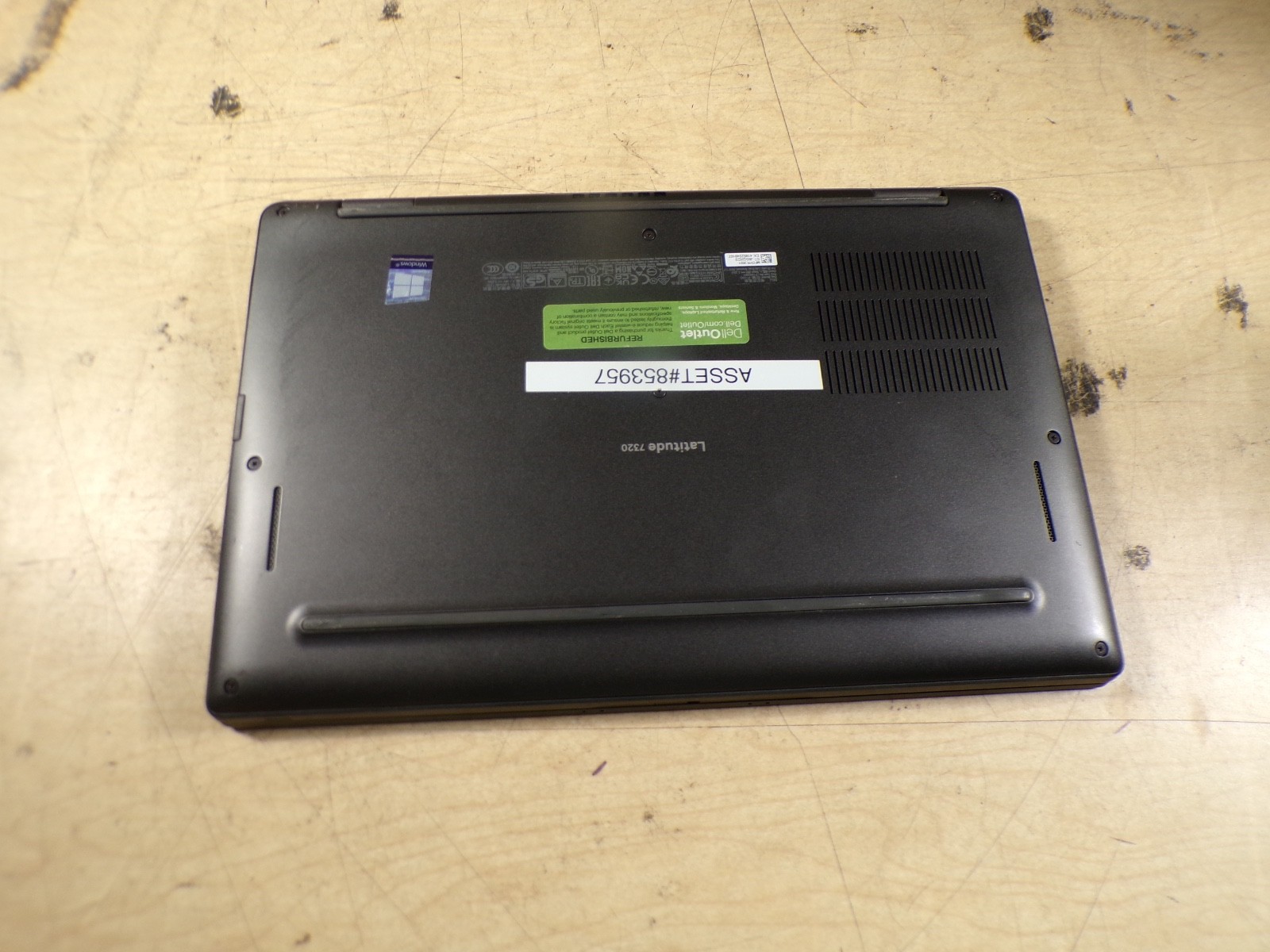 DELL LATITUDE 7320 INTEL CORE I7-1165G7 16GB RAM **HAS WEAR **NO HD/ NO CADDIE
