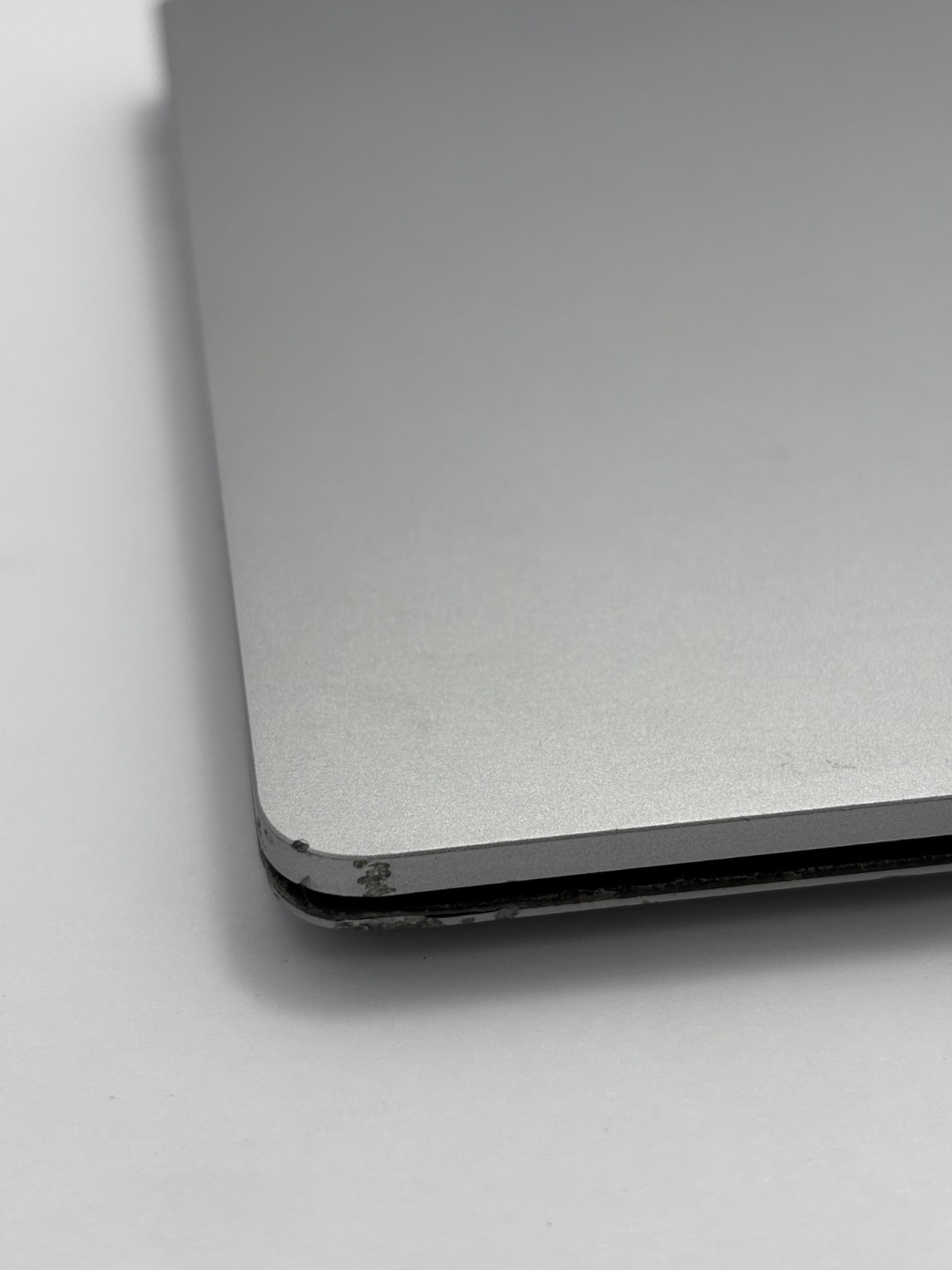 Microsoft Surface Laptop 4 (15″) I7-1185G7, 16GB RAM, 512GB SSD, (GRADE B)