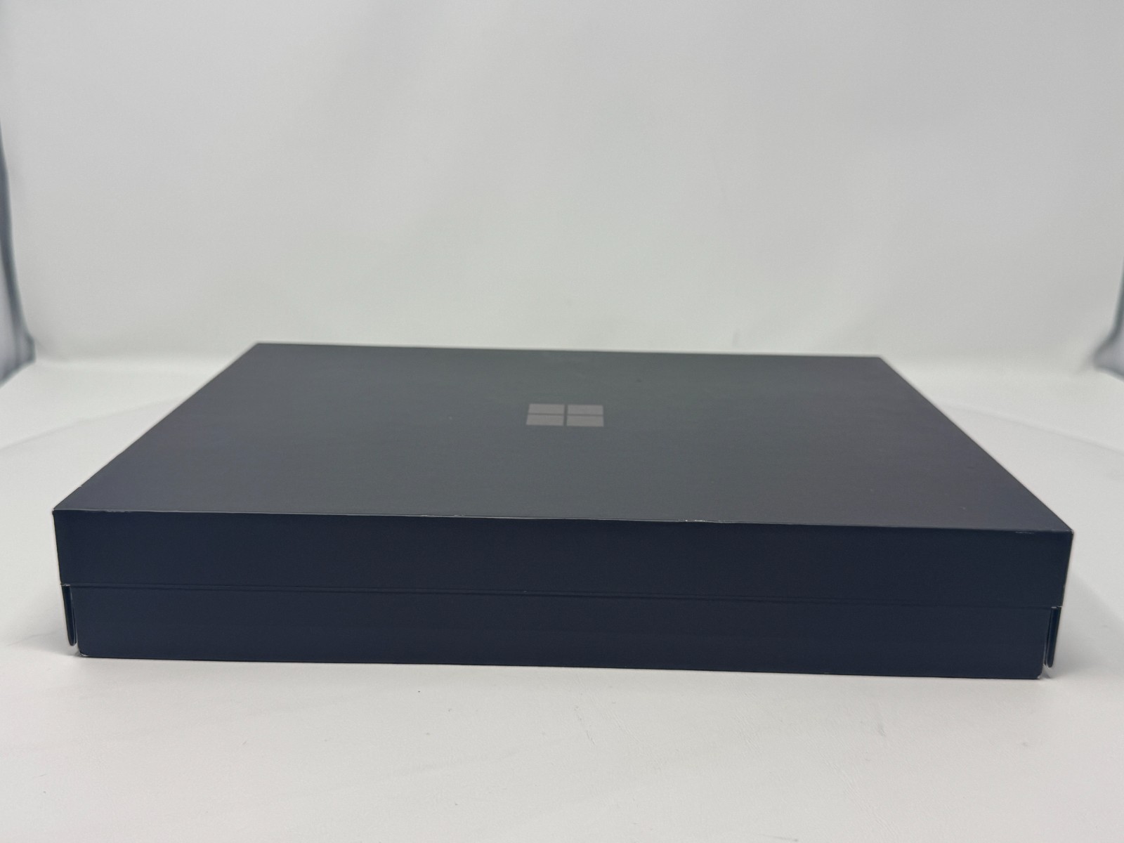 NEW SEALED Microsoft Surface Pro 13 12th Edition Snapdragon X2 Elite 16GB 512GB