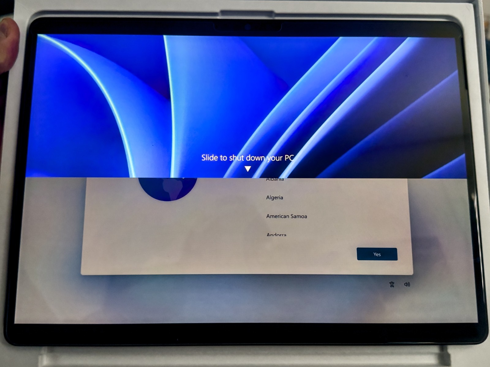 MS Surface Pro 9 | 13″ | Intel i5 | 8GB DDR5 | 256GB SSD | WIN11 | Keyboard
