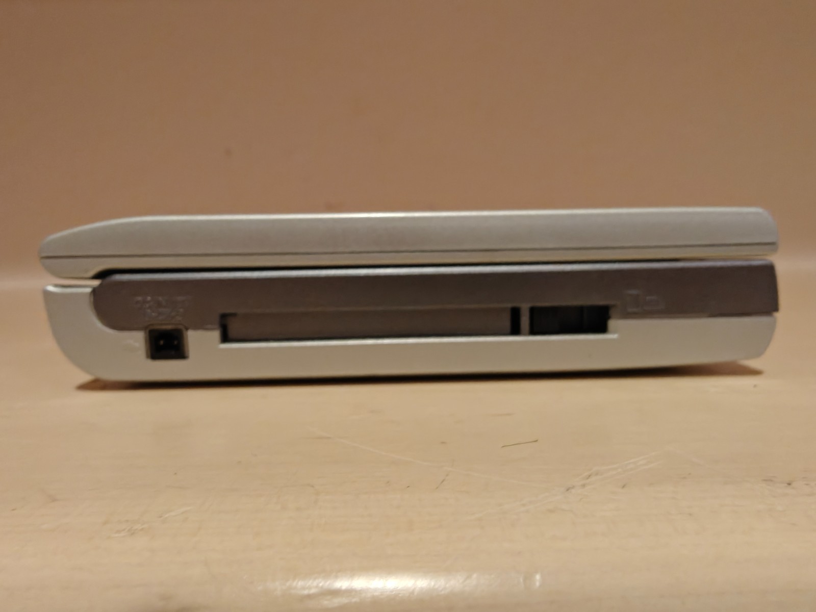 Toshiba Libretto ff1100v P266MHz 64MB, 32GB HD 2X Win98 w/CD-ROM & Lots More IOB