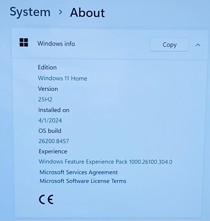 HP Pavilion x360 14-ek2000nr Windows 11 Home 256GB 2-in-1 Touchscreen Laptop