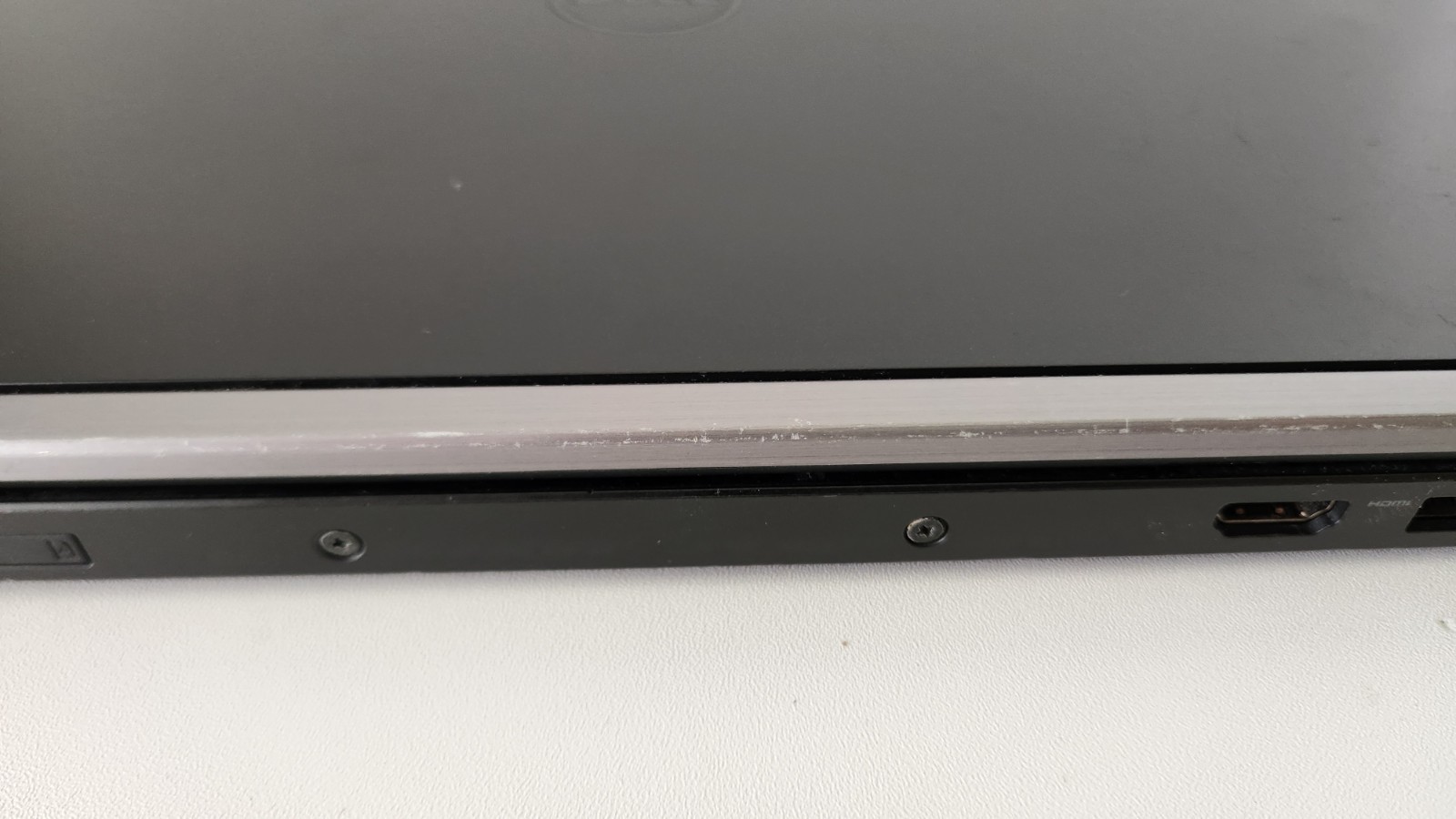 Dell Latitude E5470 14″ Laptop i7-6820HQ 4GB RAM No HDD/SSD BOOTS TO BIOS