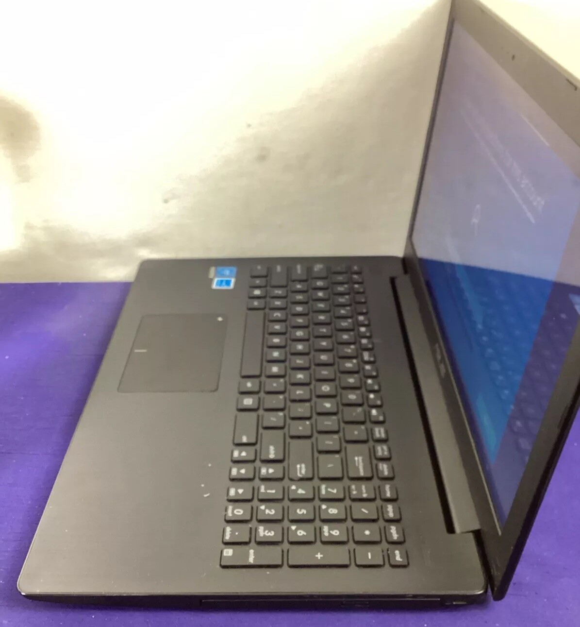 Asus X553S Black Laptop Intel Celeron 320GB 4GB WIN 10 Computer