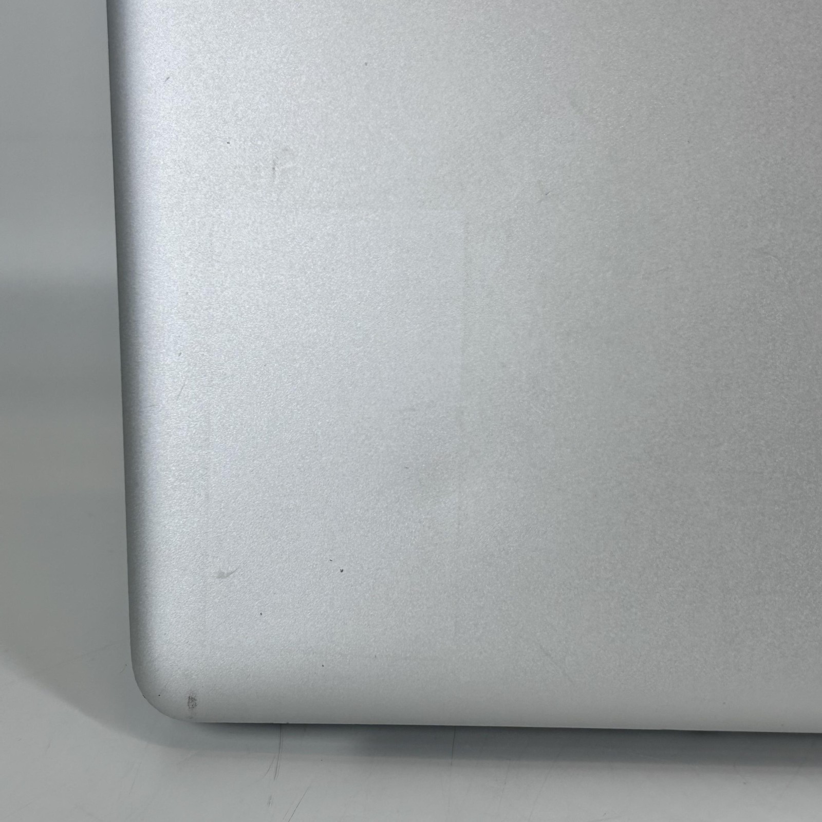 MacBook Pro 13 Mid 2012 Silver 2.5 GHz i5-3210M 4GB RAM 500GB HDD