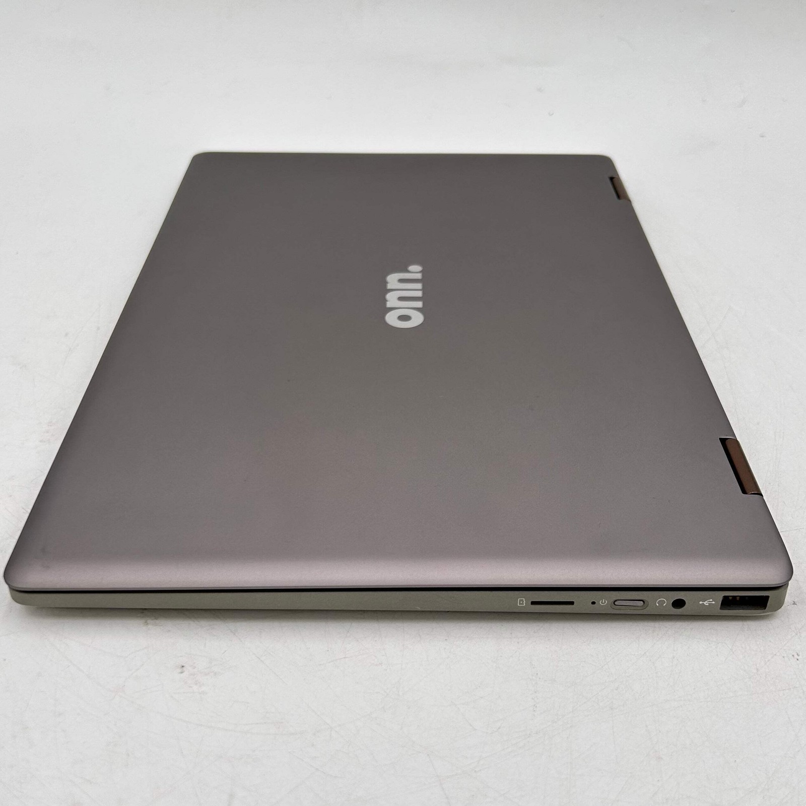 Onn Laptop 100002434 13.3″ i3-8145U 2.1GHz 4GB RAM 128GB SSD