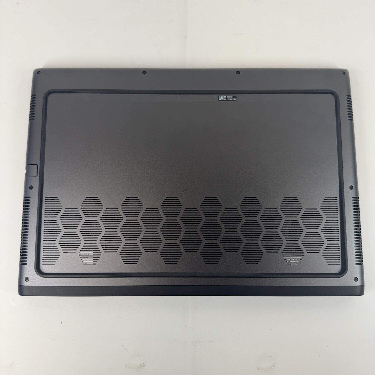 Alienware M16 R2 16″ Core Ultra 9 185H 5.1GHz 32GB RAM 1TB SSD GeForce RTX 4070