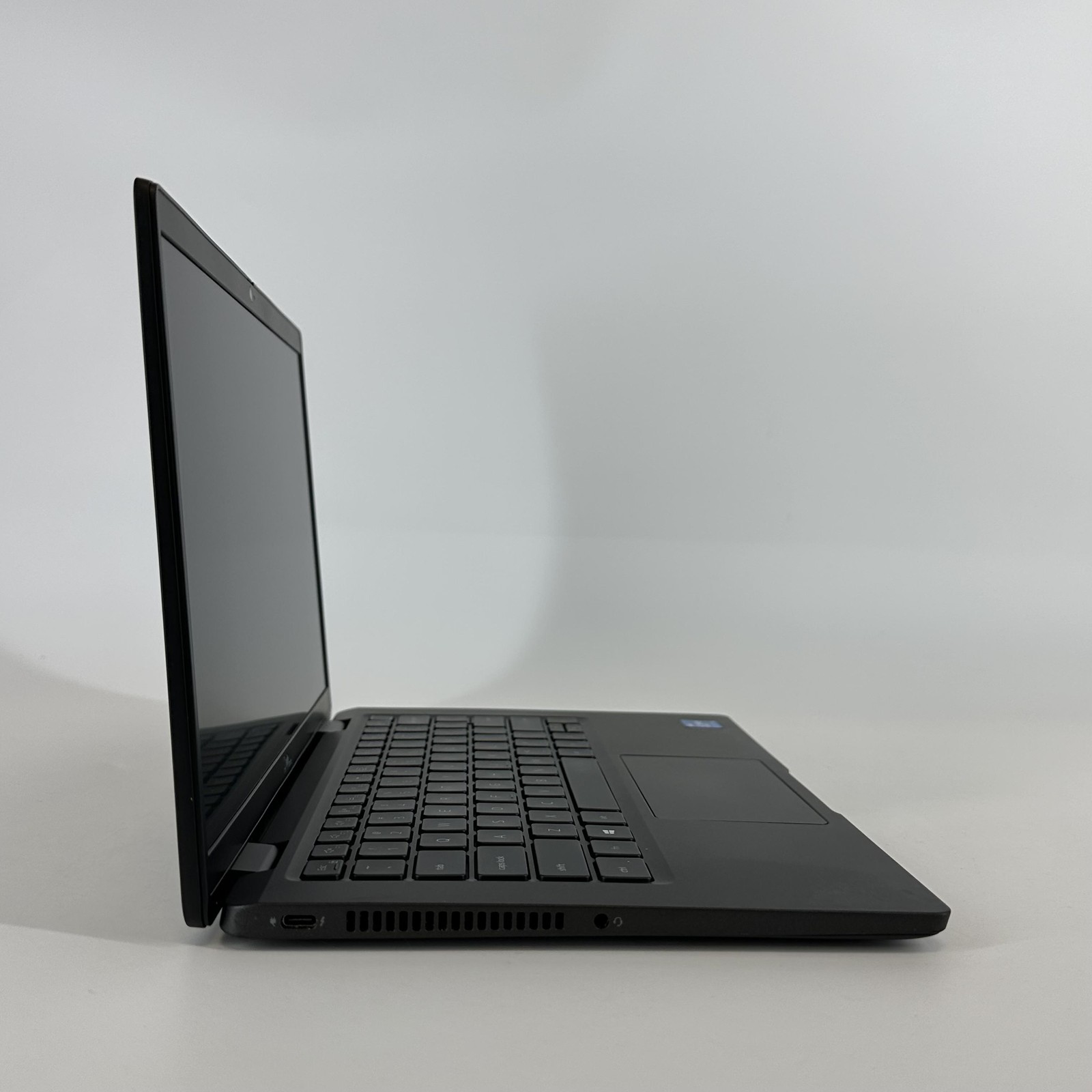 Dell Latitude 7320 13.3 Black FHD i5-1145G7 2.60GHz 8GB 256GB SSD Very Good