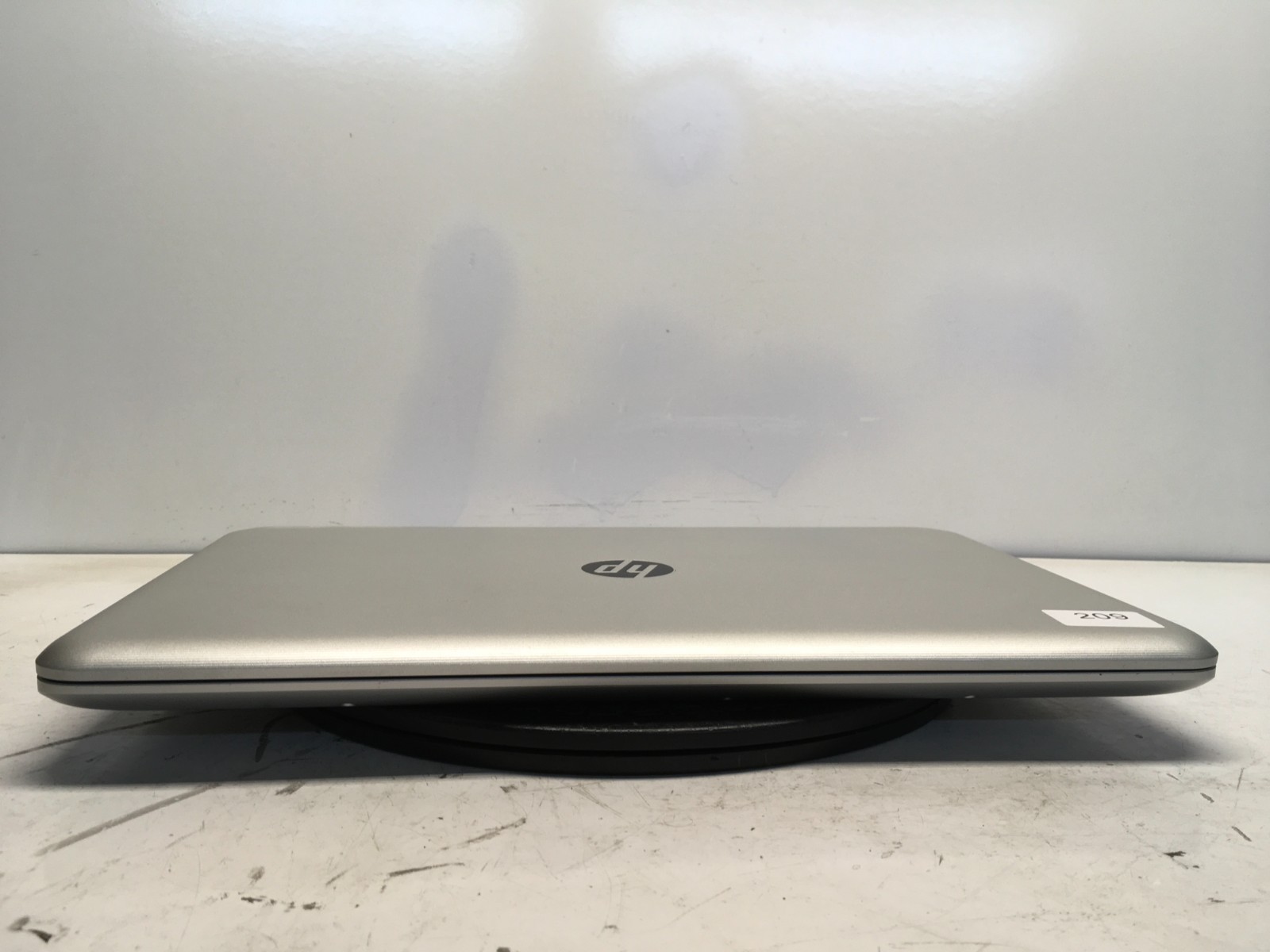 HP Pavilion 17-F231NR AMD A10-5745M 2100MHz 8 GB NO HDD/Battery