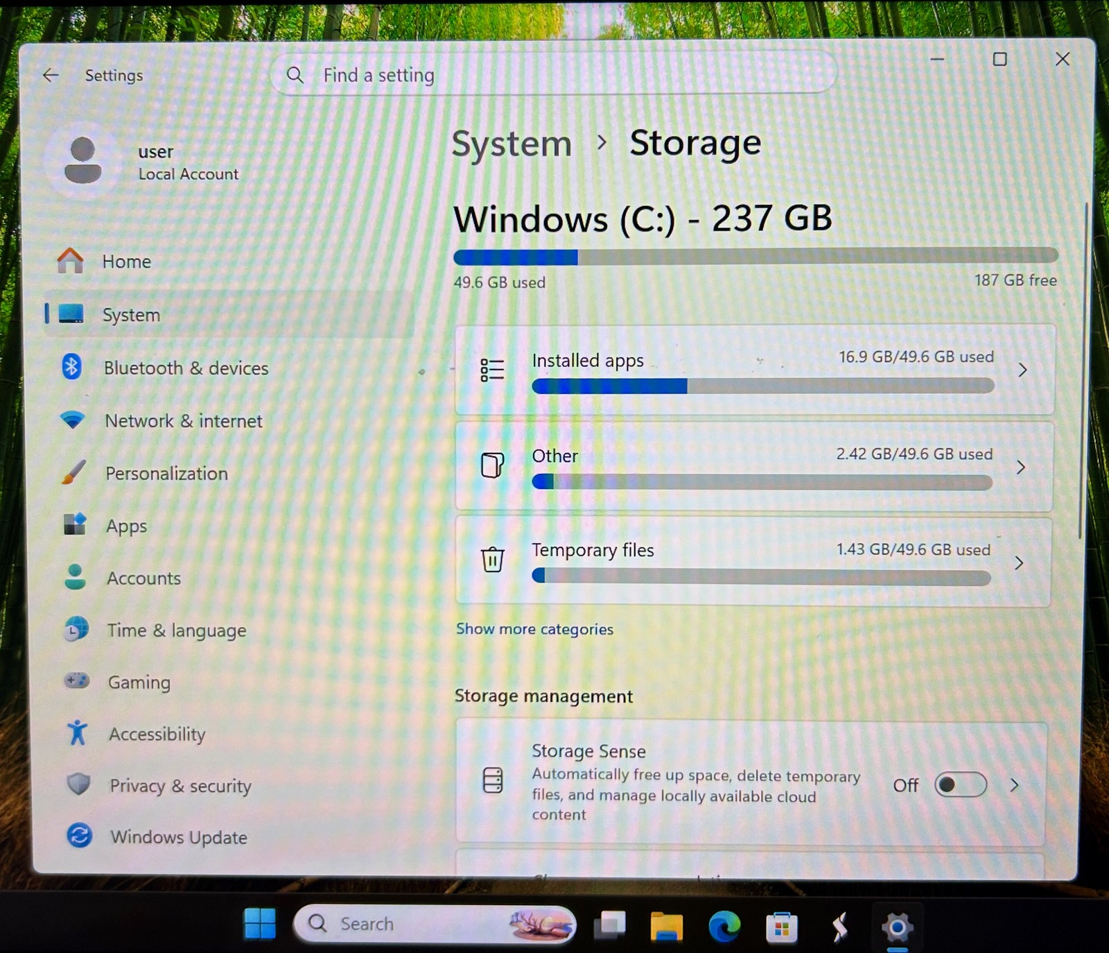 HP 14 inch LAPTOP / model: 14-dq1043cl, Intel i3 1.20, 8 GB, 256 GB SSD / NICE