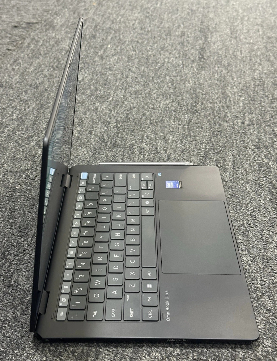 HP OmniBook Ultra Flip 2-in-1 14″ 3K OLED Touch. Ultra 7 258V 32GB 2TB W/STYLUS