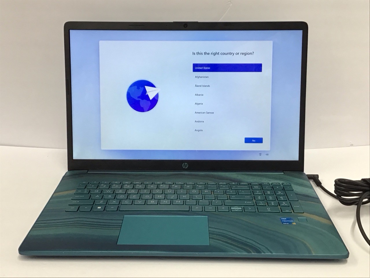 HP 17-cn0040ds 17.3″ Laptop 7505 2.0GHz 8GB 512GB SSD Windows 11 54P30UA#ABA