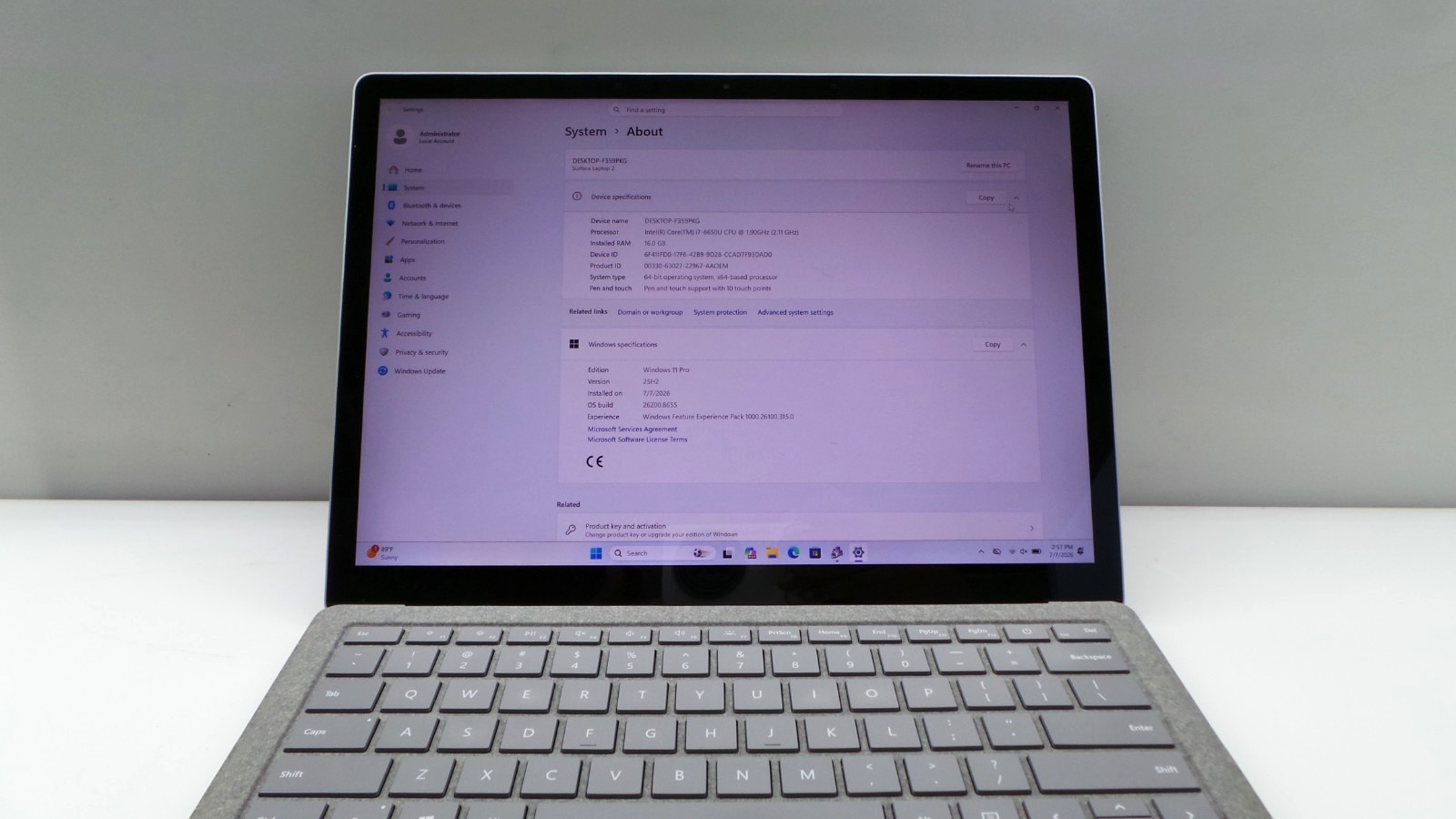 Microsoft Surface Laptop 2 | 13.5″ Touch | i7-8650U 1.90GHz 16GB RAM 512GB SSD