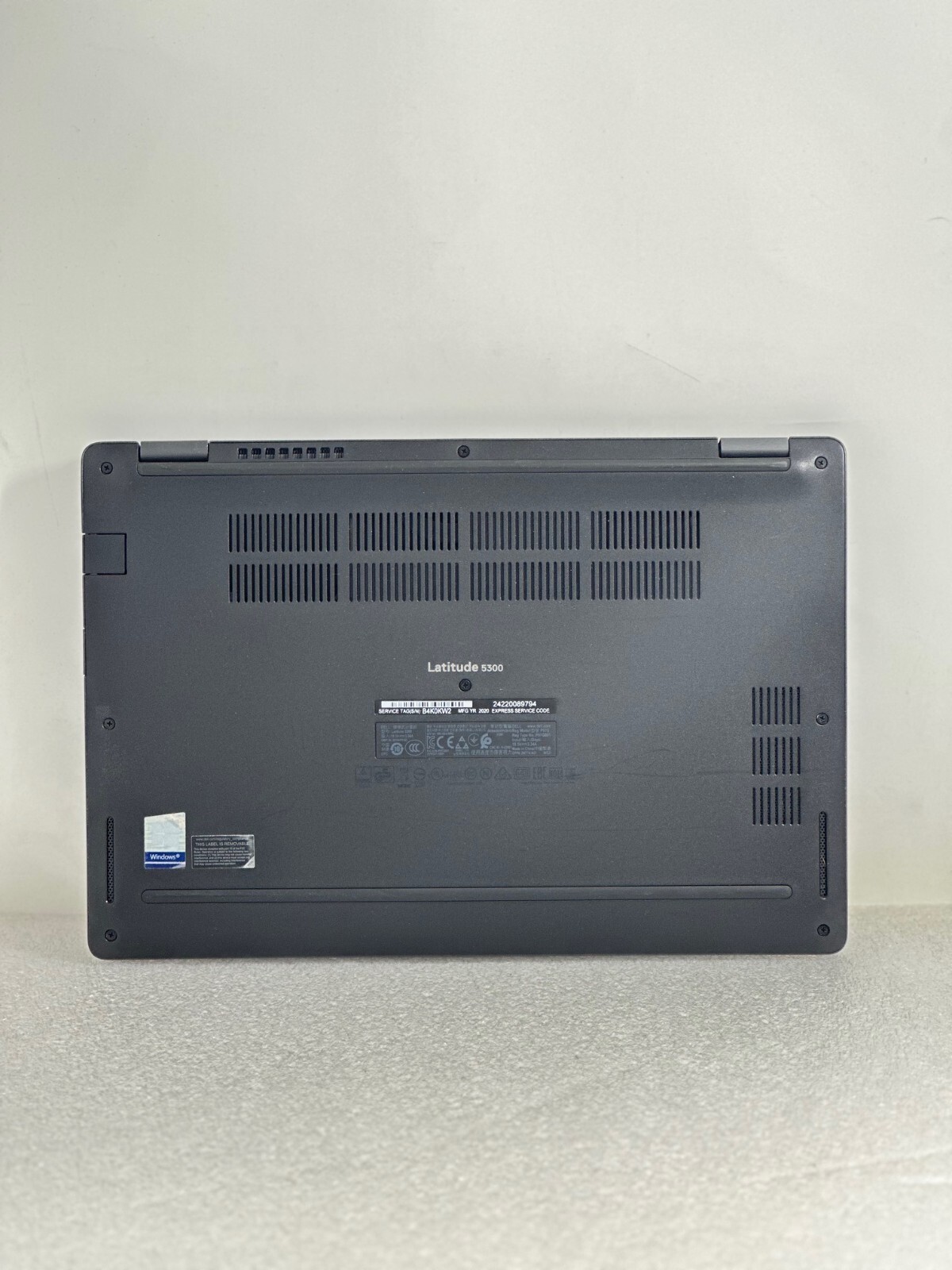 Dell Latitude 5300 2in1 13″ i5-8365U 1.6GHz 512 GB NVMe 8GB DDR4