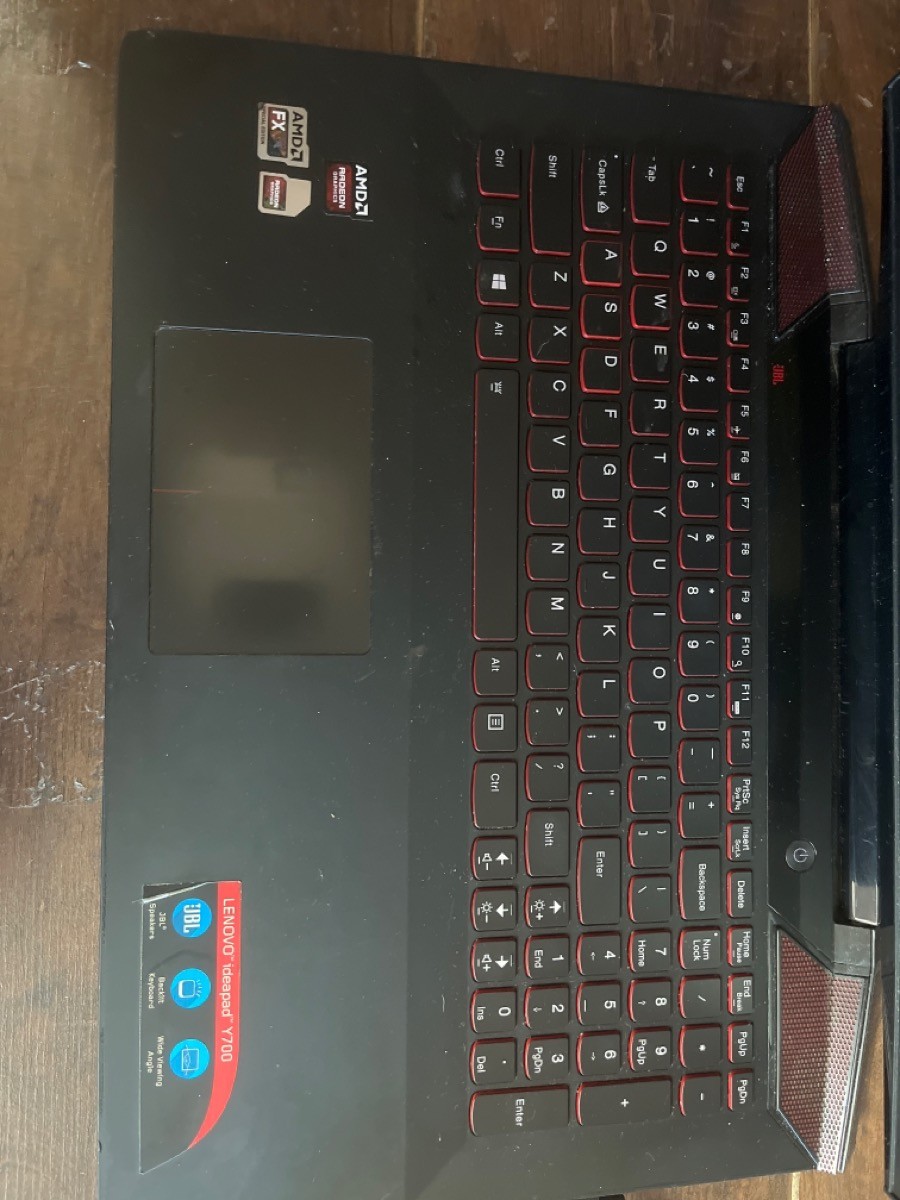 LENOVO Y700 *SEE PICS, HAS DAMAGE* (PSO027296)