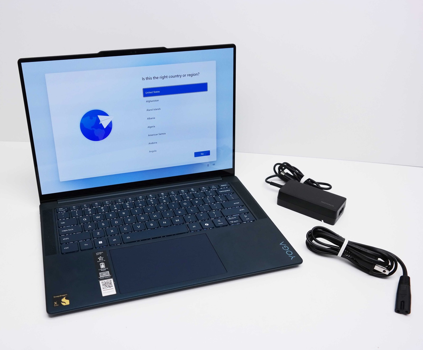 Lenovo Yoga Slim 7x 14.5″ Snapdragon X Elite 16GB 512GB SSD Blue