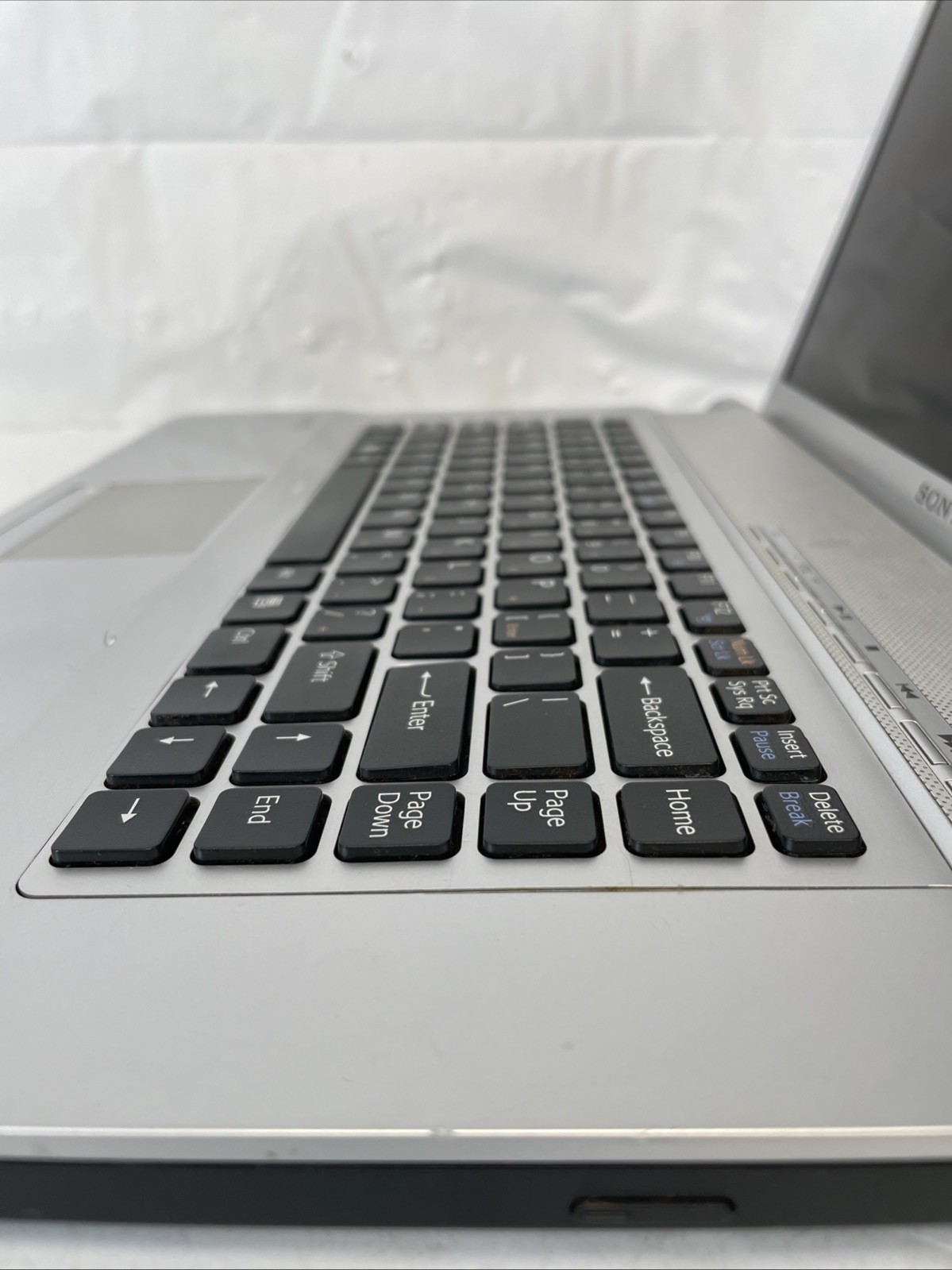Sony VAIO VGN-FW139E Intel Core 2 Duo 2.26GHz 3GB RAM 250GB HDD Radeon Win10 Pro
