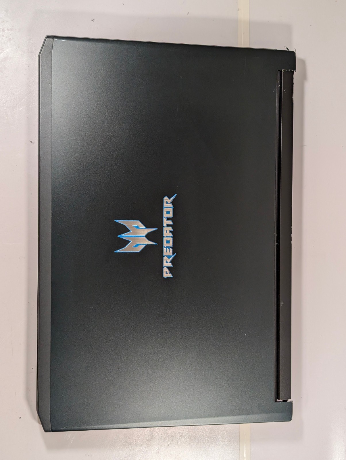 Acer Predator Triton 700 PT715-51 i7-7700HQ NO RAM NO HDD NO SSD NO OS; for part