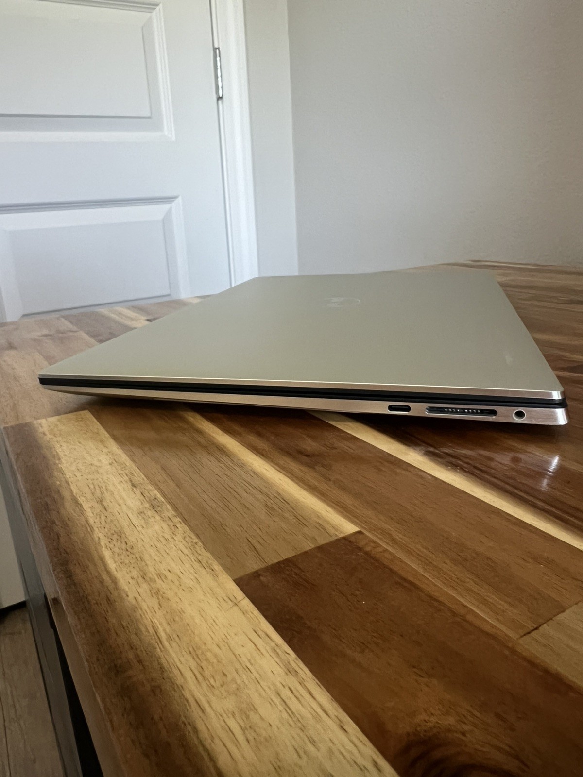 Dell XPS 15 9520 – i7-12700H – 32GB RAM – RTX 3050 – 1TB SSD