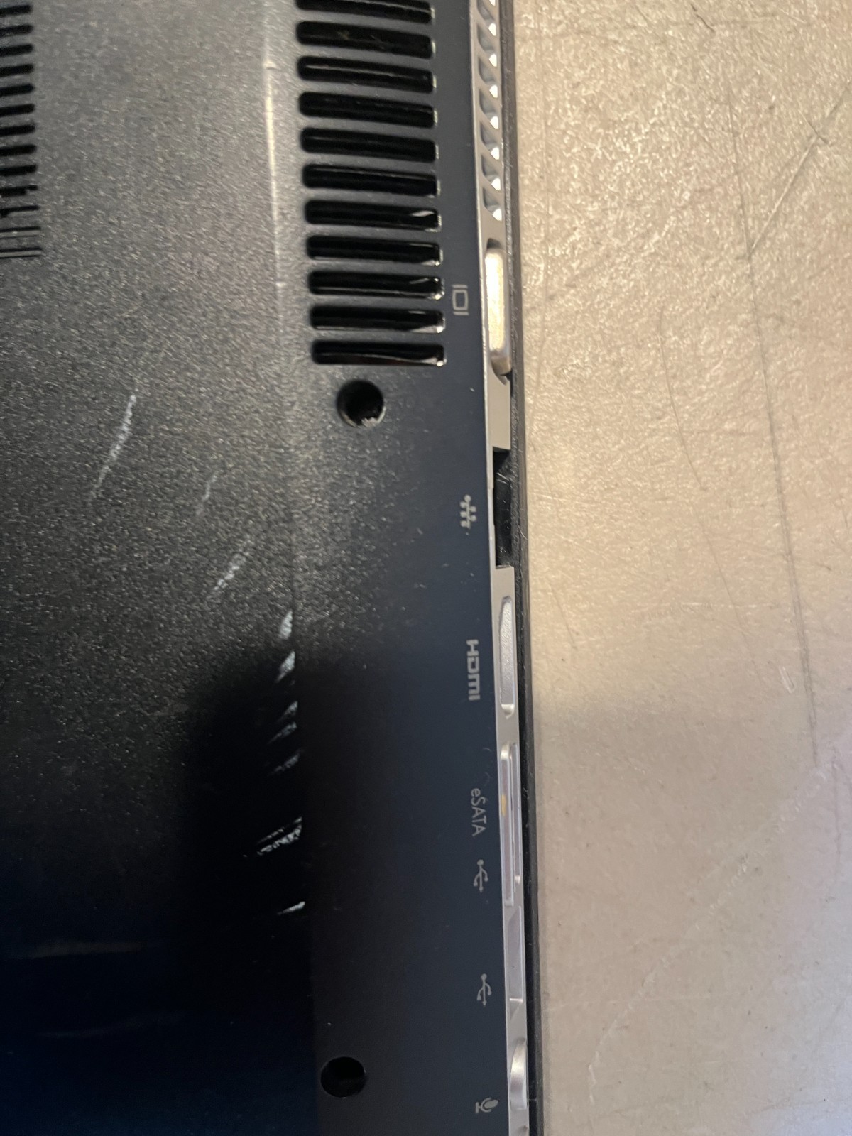 HP Pavilion dv6 Laptop AMD Phenom II 2.8GHz 4GB RAM Linux Mint HDD Win7HomeP