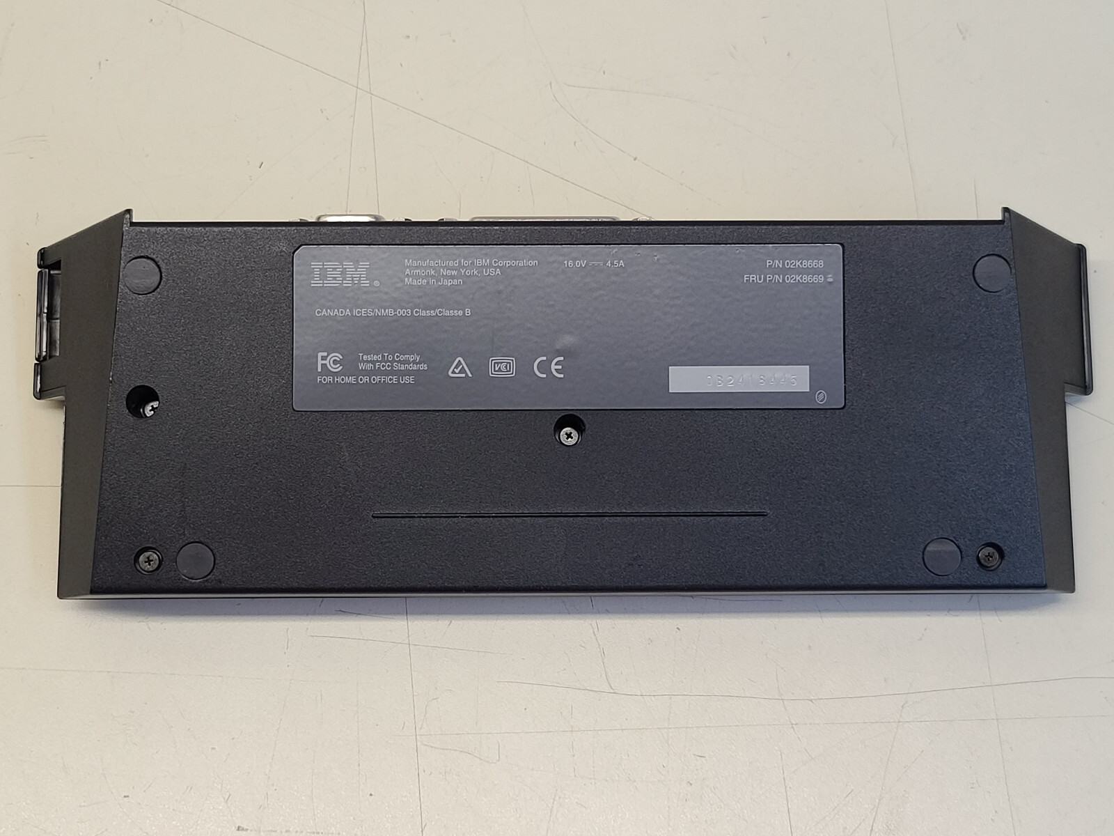 IBM Thinkpad R31 14.1″ Pentium 3 1000 + 384MB + 20GB Windows 98SE + DOCK TESTED