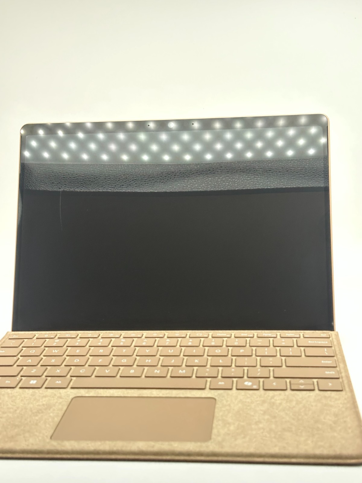 Microsoft Surface Pro Snapdragon X Plus 11th Edition CRACK SCREEN – FUNCTIONAL