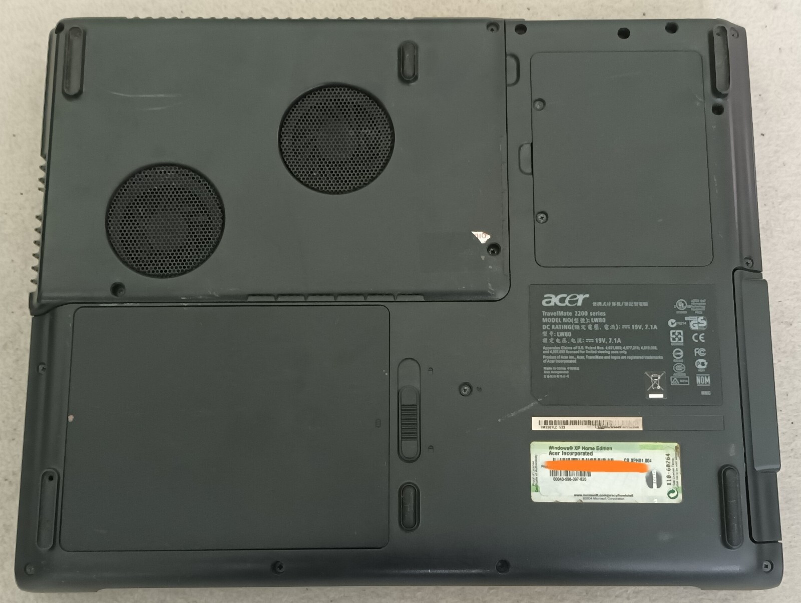 Acer Travelmate 2201LC LW80 LA-2411 Laptop 15″ 30GB 192MB Windows XP ATI Celeron