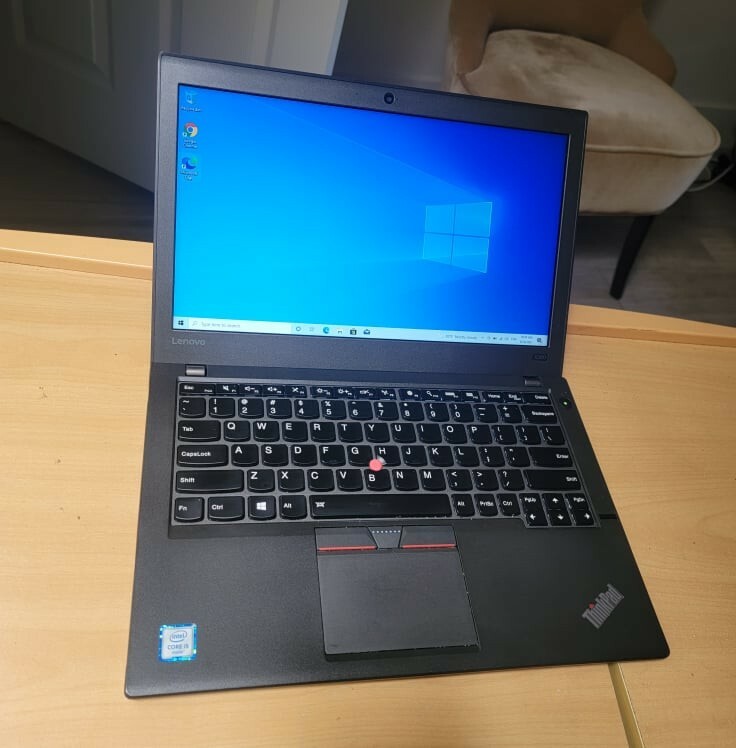 Lenovo Thinkpad X260 Laptop (windows 10 pro, intel core i5, 12.5 inch. 500 GB HD