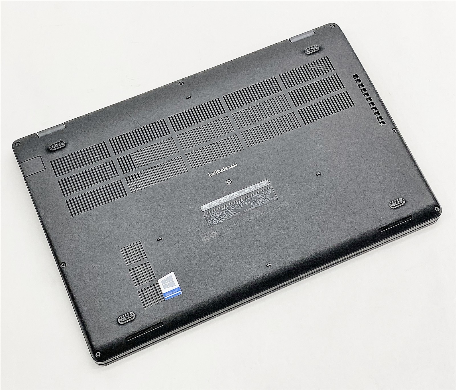 Dell Latitude 5500 Laptop Intel Core i7 8665U 1.90GHZ 15.6″ FHD 16GB RAM NO HDD