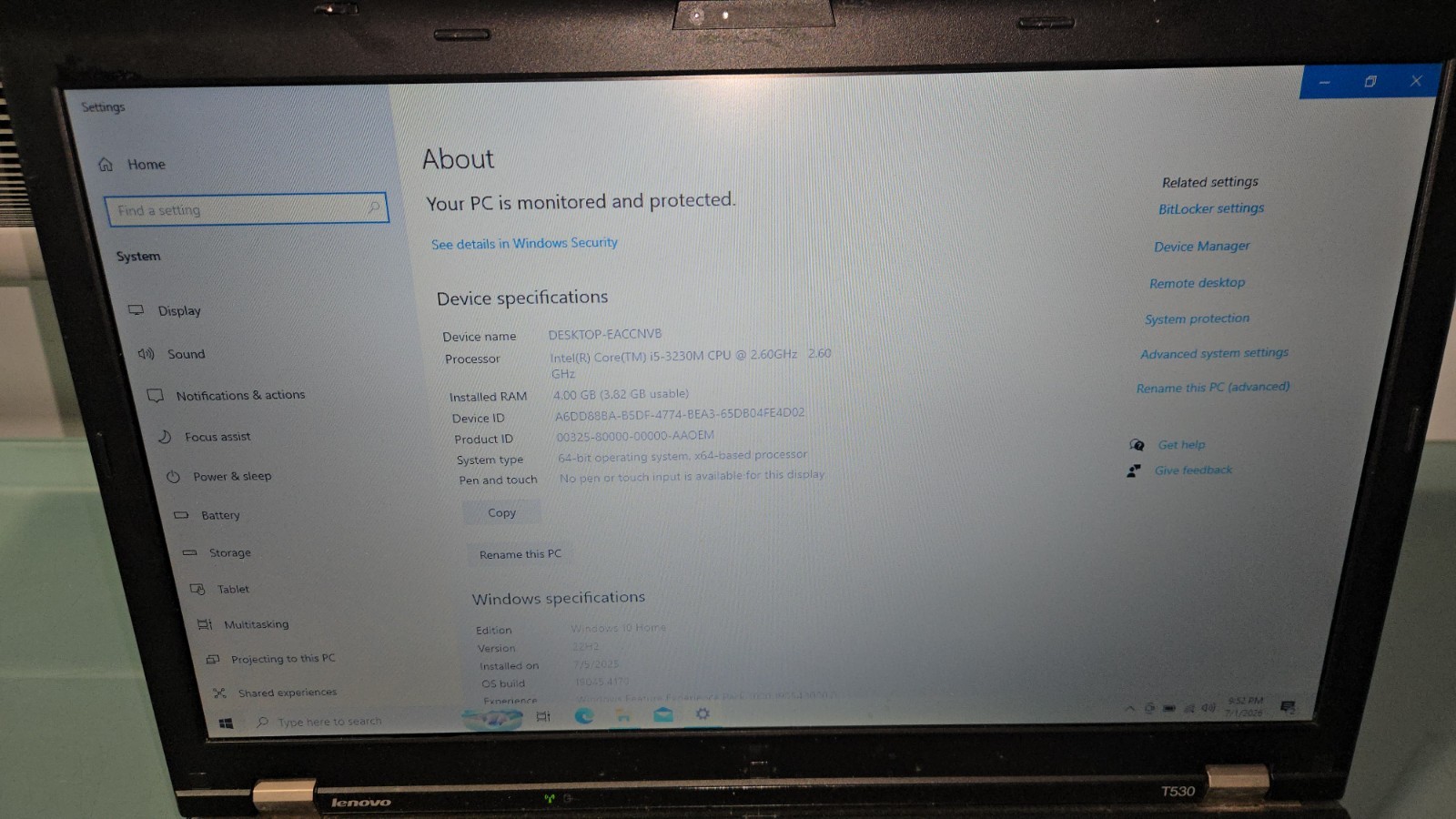 Lenovo ThinkPad T530 INTEL i5-3330M 2.60 GHz 4GB Ram, 1TB HHD Win 10 Pro READ!