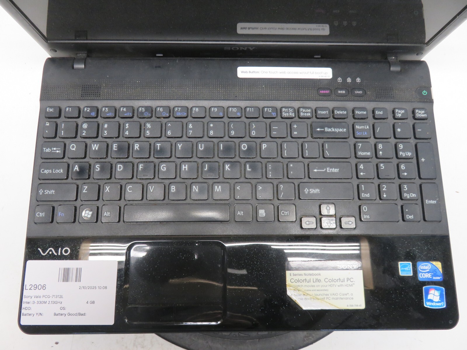 Sony Vaio PCG-71312L Intel i3-330M 2.13GHz 4 GB NO HDD No Batt