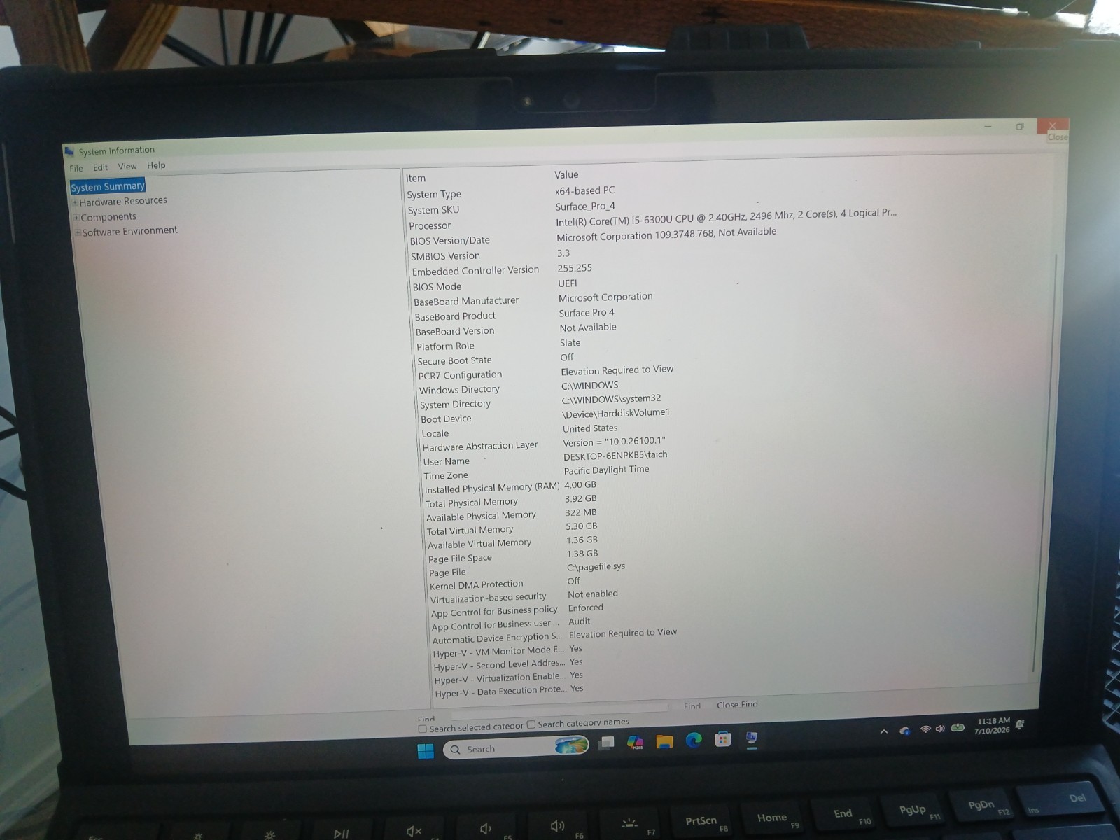 Microsoft Surface Pro 4 12.3″ i5-6300U 4GB DDR3 128GB SSD Windows 11 (working)