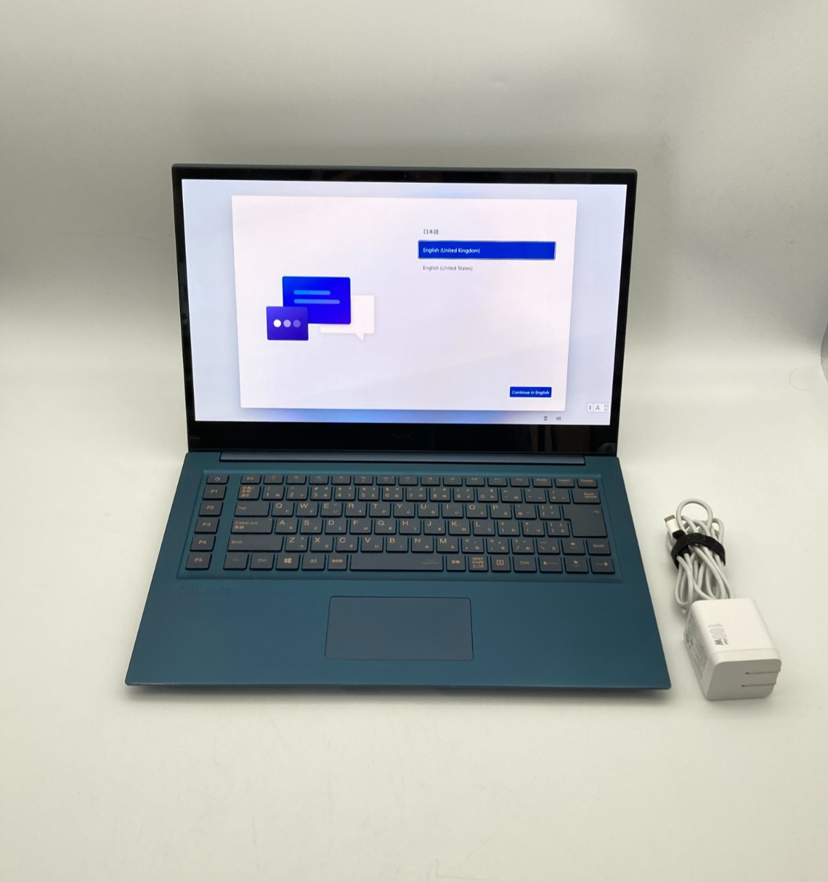 NEC Lavie PC-LV750RAL-E3 Core i7-9750H RAM 8GB SSD 512GB OLED 4K (3840×2160)