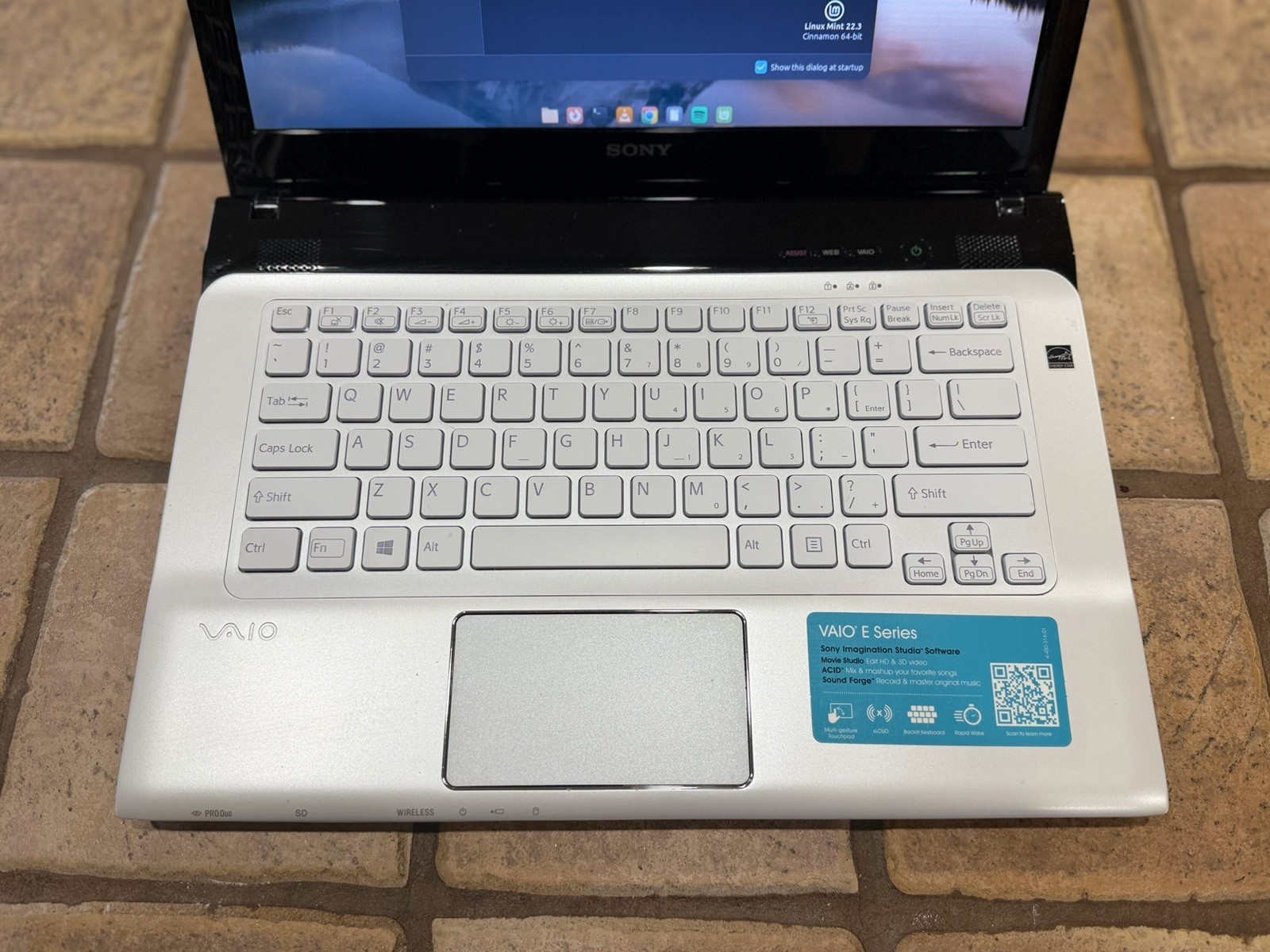 Sony Vaio E Series Laptop i7 2640M 8GB RAM 128GB SSD 14” LED Backlit Linux PC