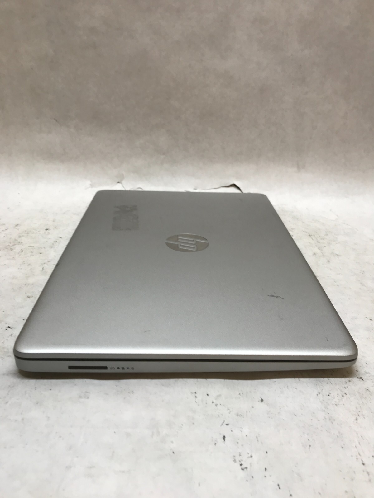 HP 14-fq0110wm 14″ Ryzen 3 3250U 4GB RAM No Display Missing Keys For Parts – DW