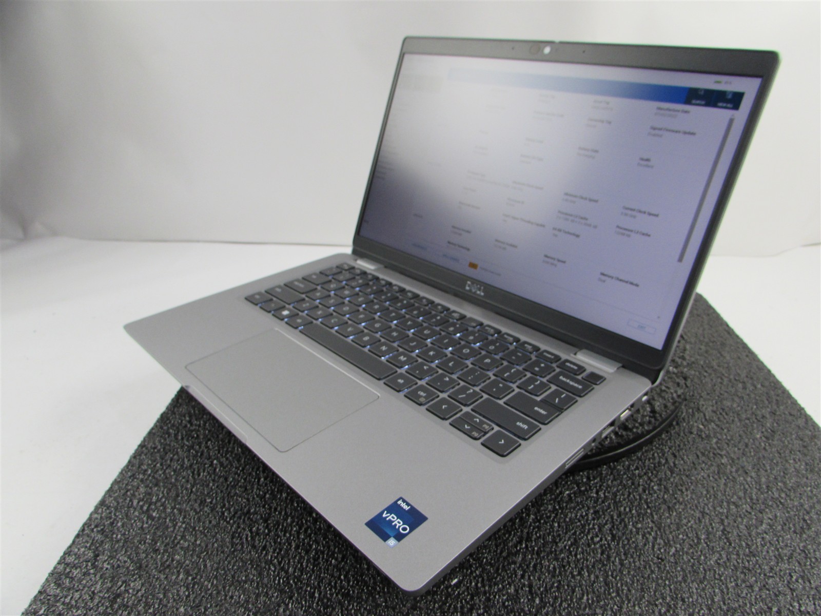 DELL LATITUDE 5330 FHD TOUCHSCREEN I5-1245U 10 CORE 512GB SSD 16GB RAM NO O.S