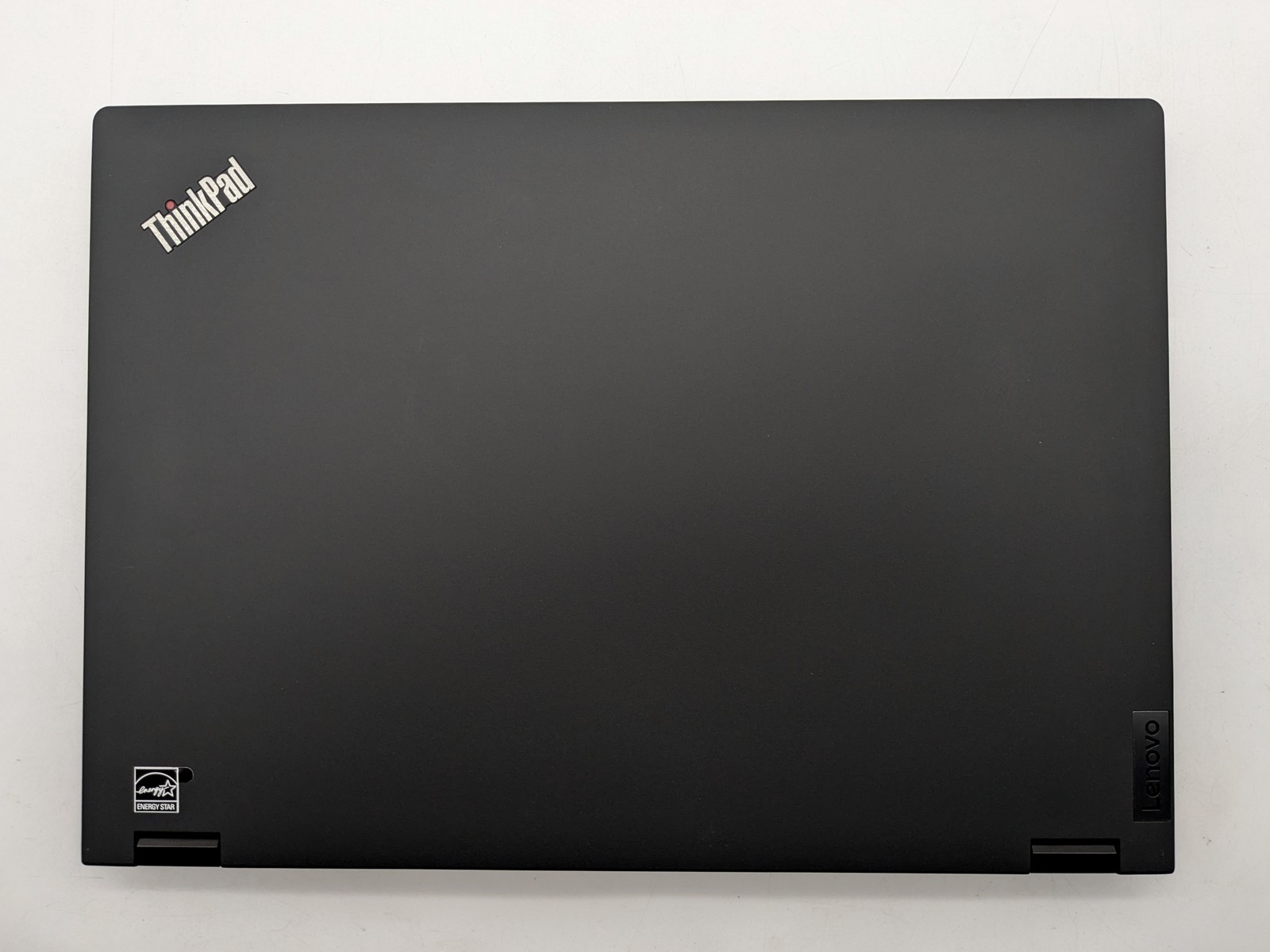 Lenovo ThinkPad P16v Gen 2 16″ FHD+ ULTRA 7 165H 1TB SSD 32GB W11P RTX 1000 Ada