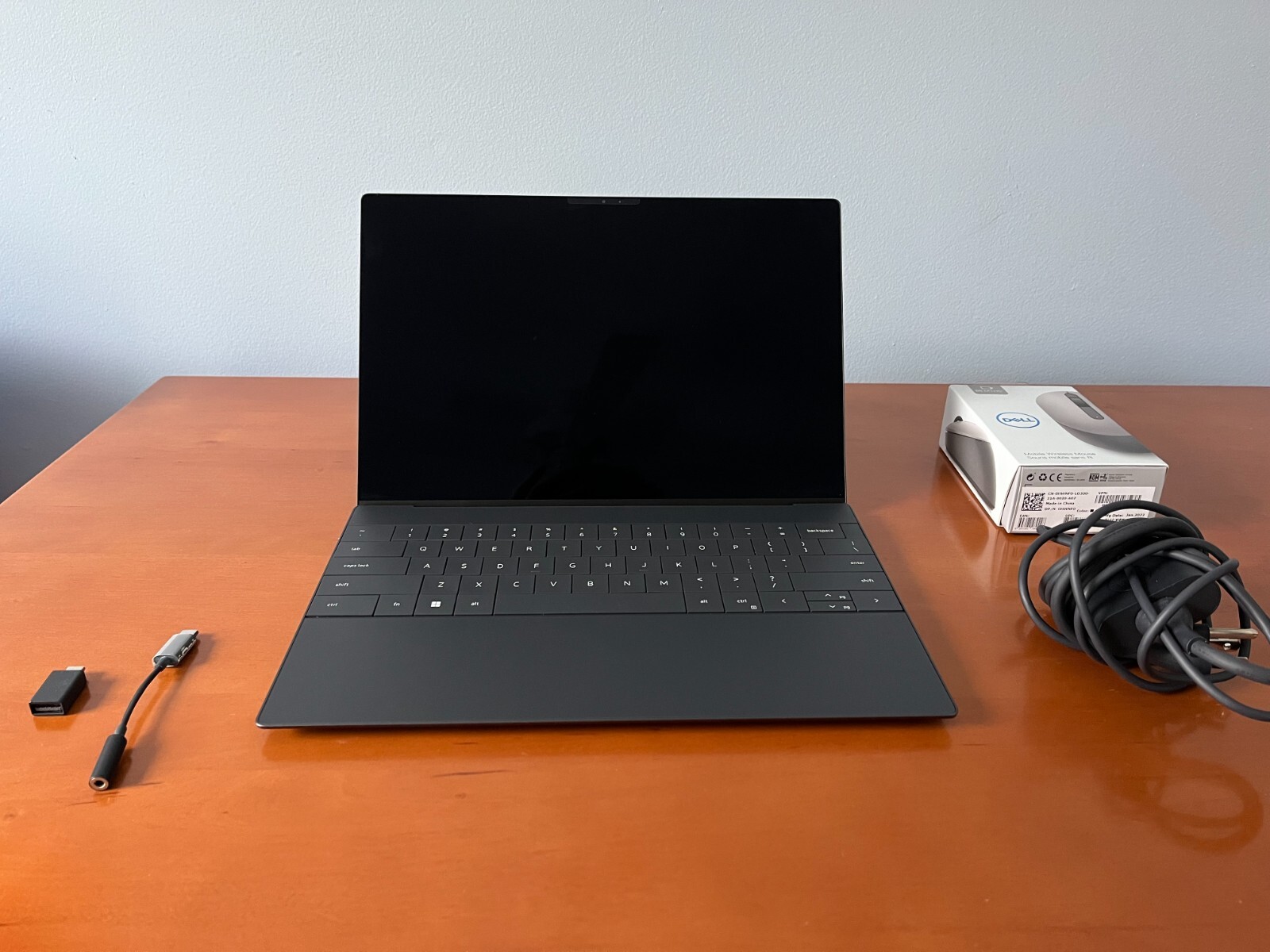 Dell XPS 13 Plus 9320 (New, i7 12th Gen, Graphite, 16 GB Memory, 1 TB Storage)